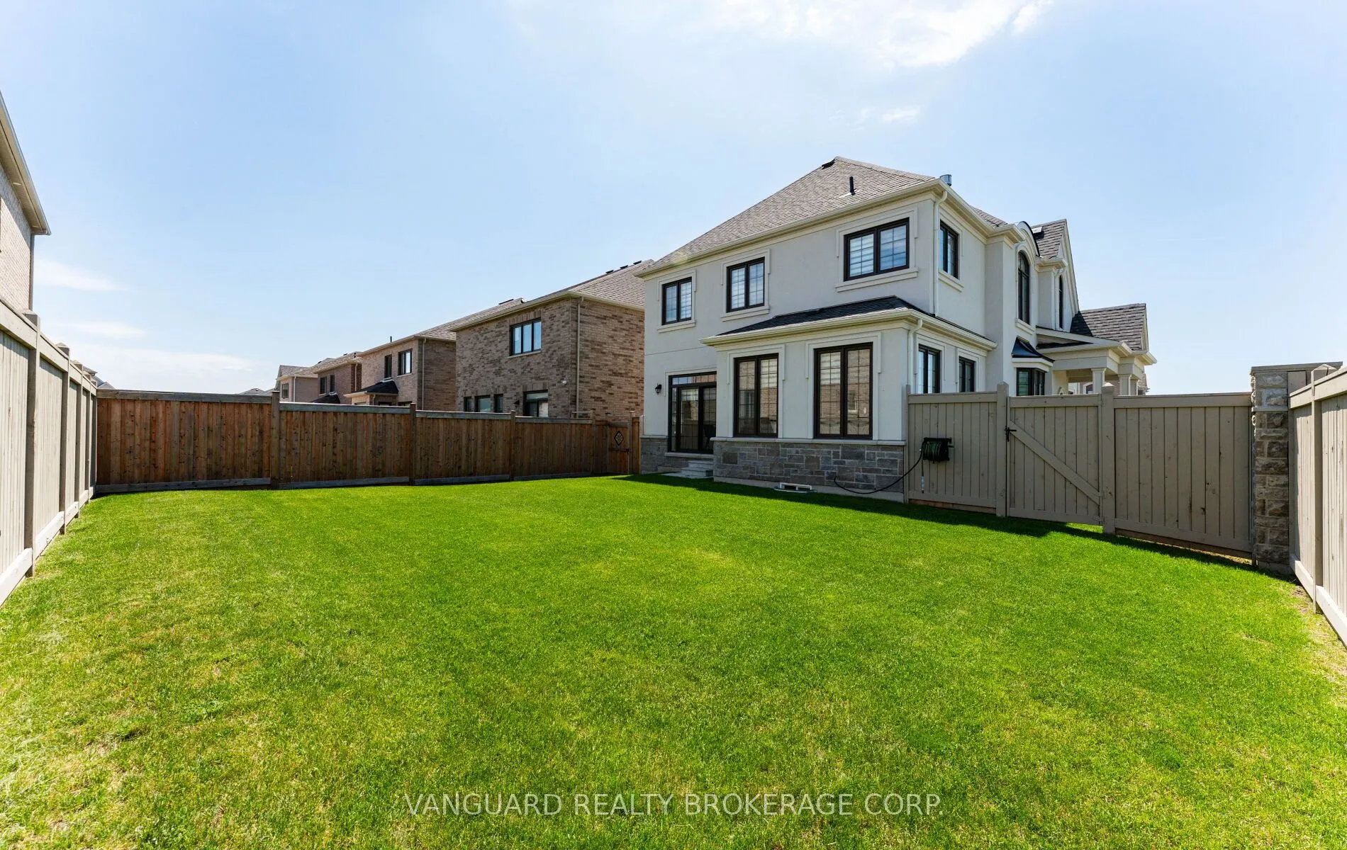 158 Scarlet Way