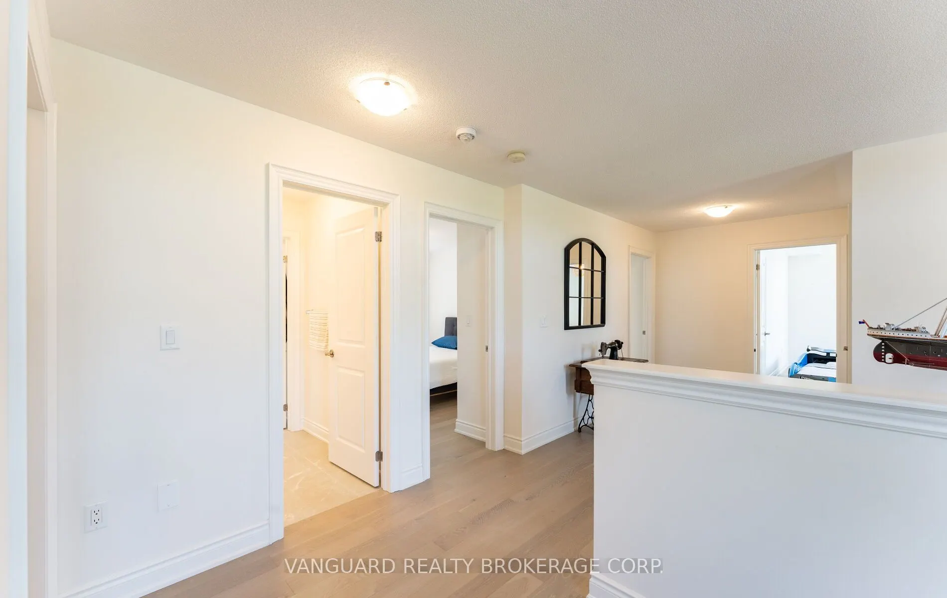 158 Scarlet Way