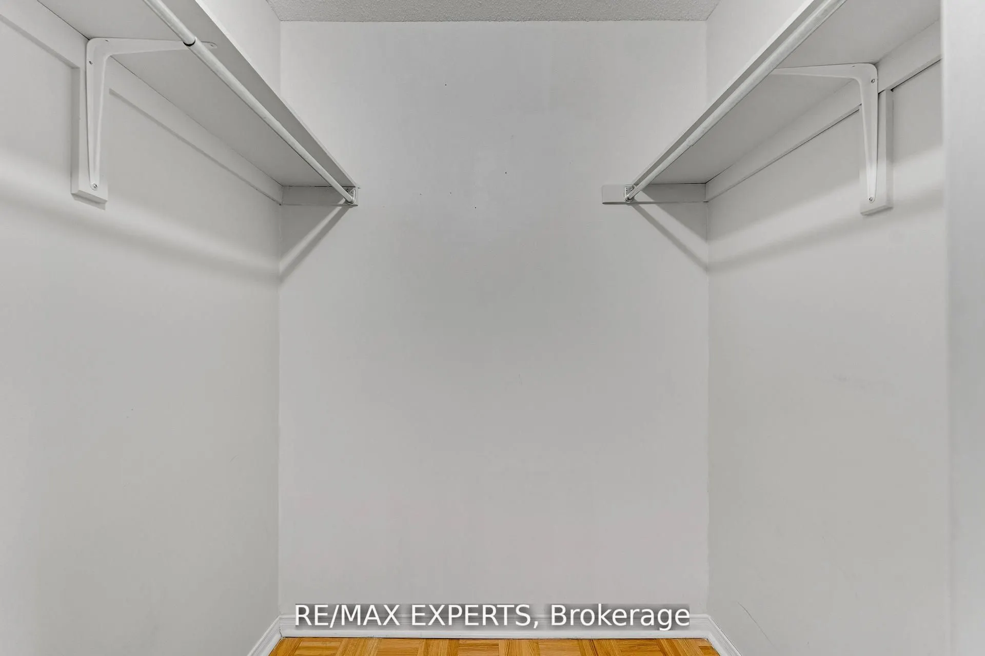 19 Foxchase Avenue #61