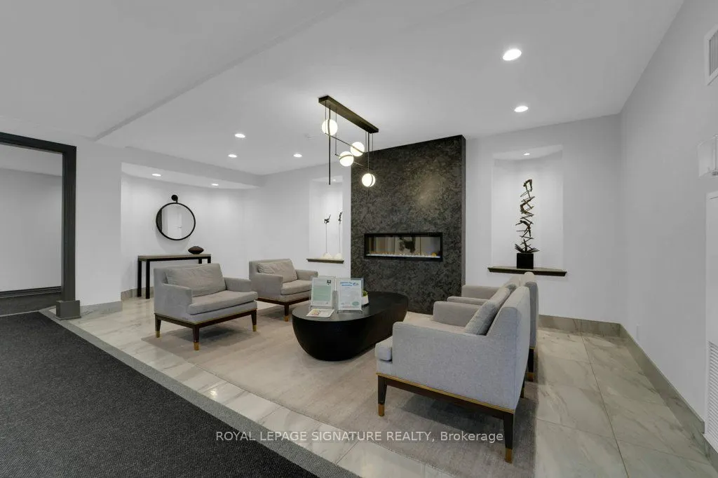 22 Clarissa Drive #1404
