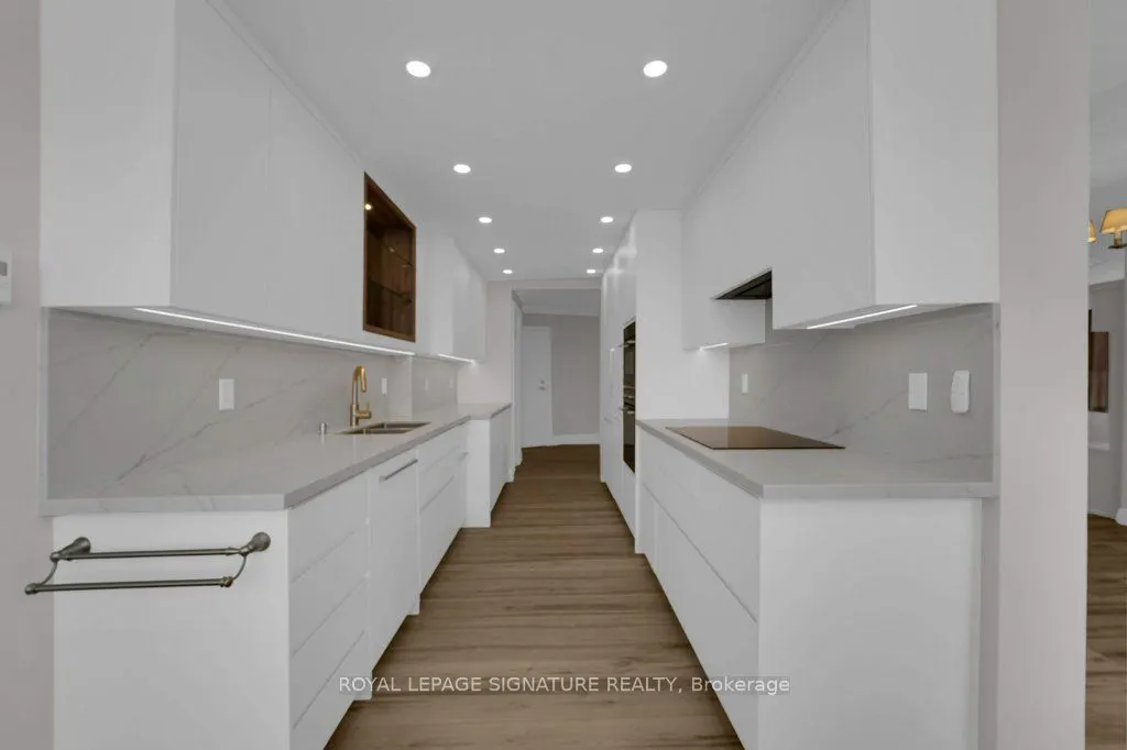 22 Clarissa Drive #1404