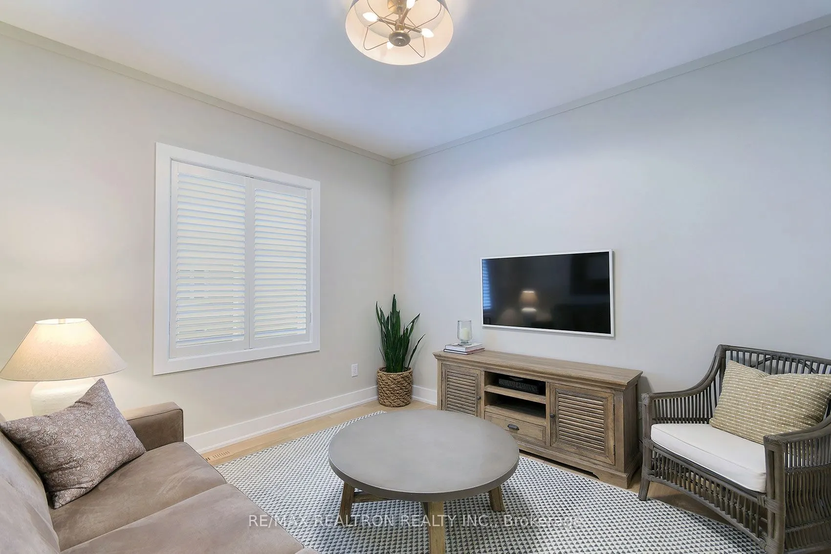 26 Hagen Hollow