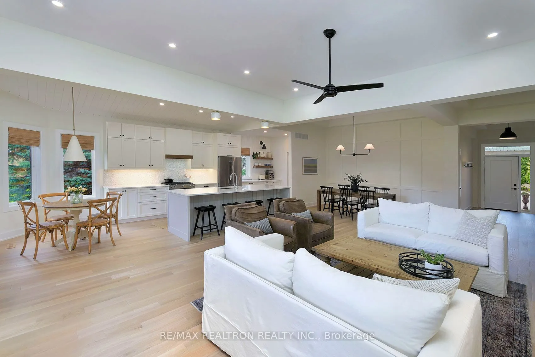 26 Hagen Hollow