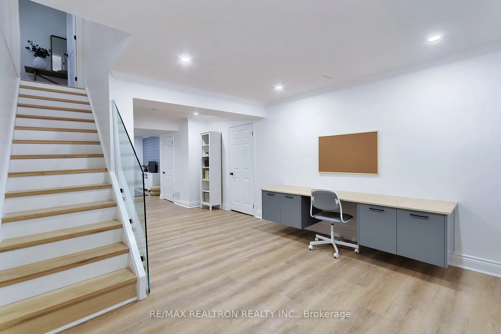 26 Hagen Hollow