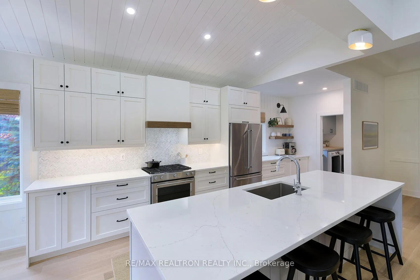 26 Hagen Hollow