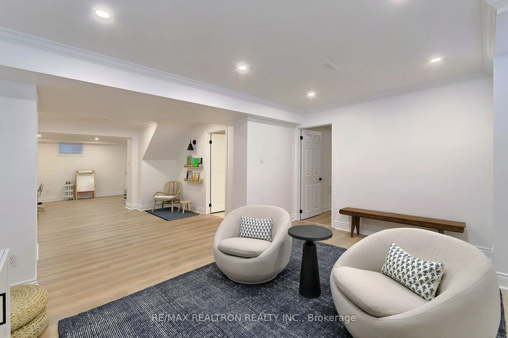 26 Hagen Hollow