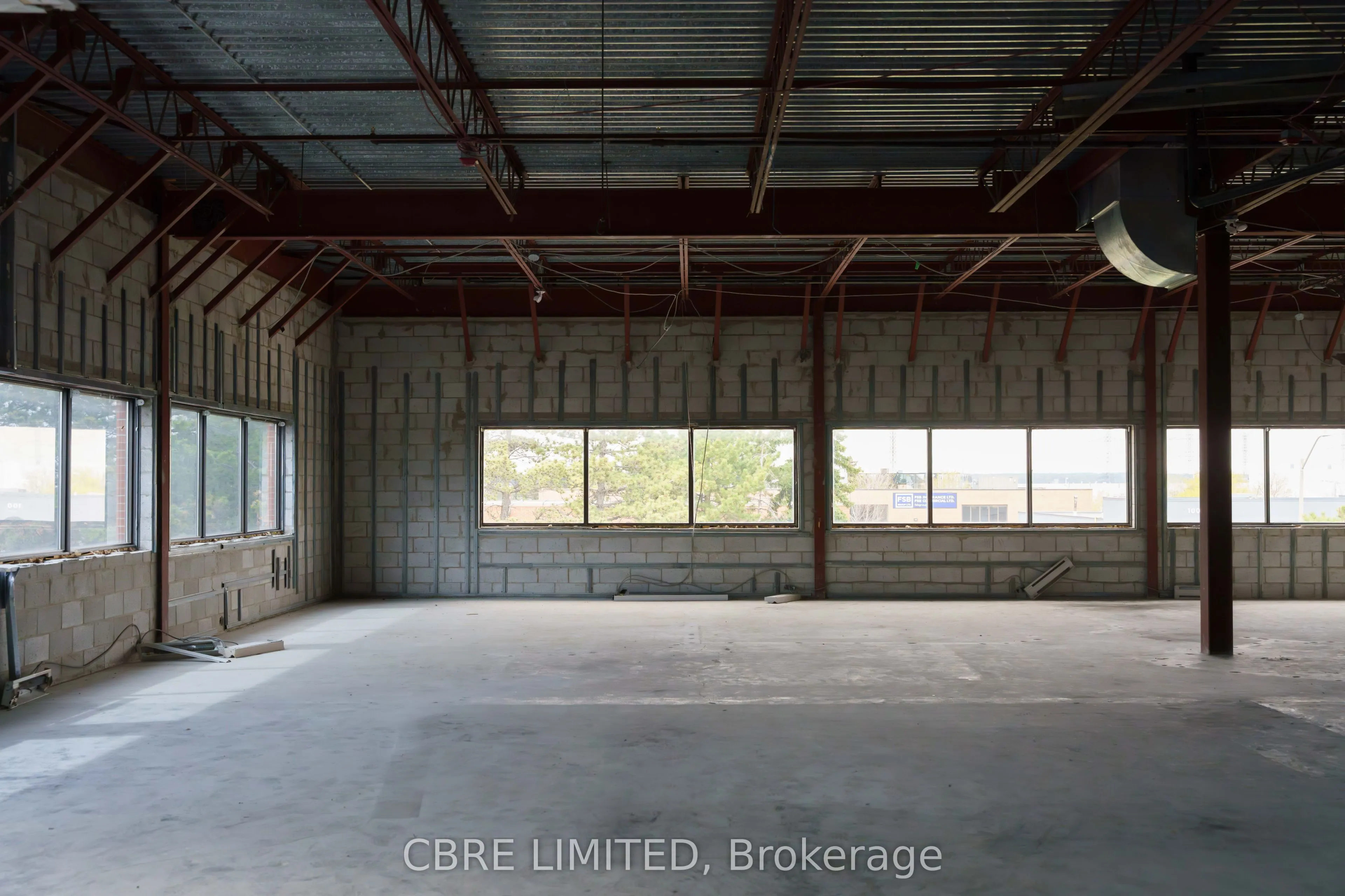 2000 Steeles Avenue W