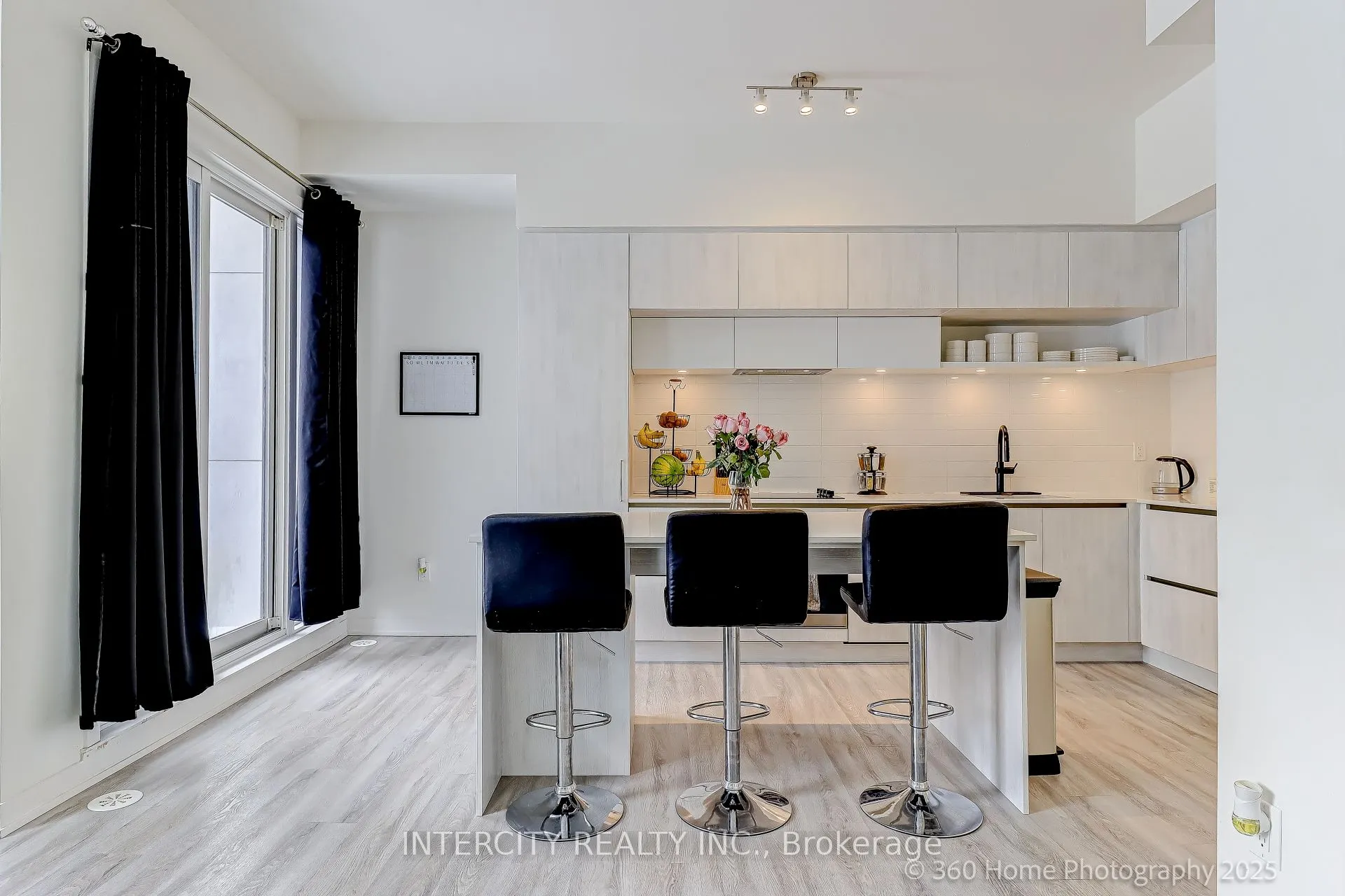 11 David Eyer Road #1504