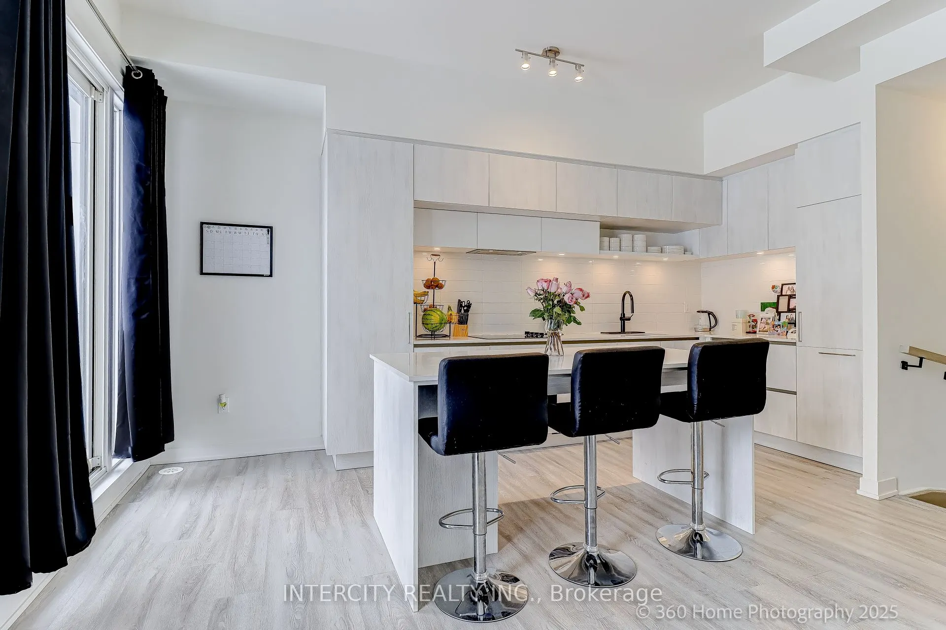 11 David Eyer Road #1504