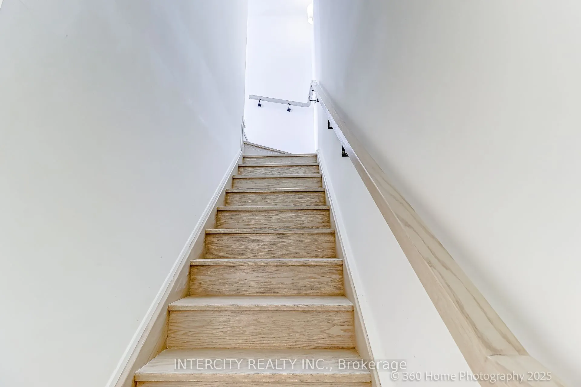 11 David Eyer Road #1504