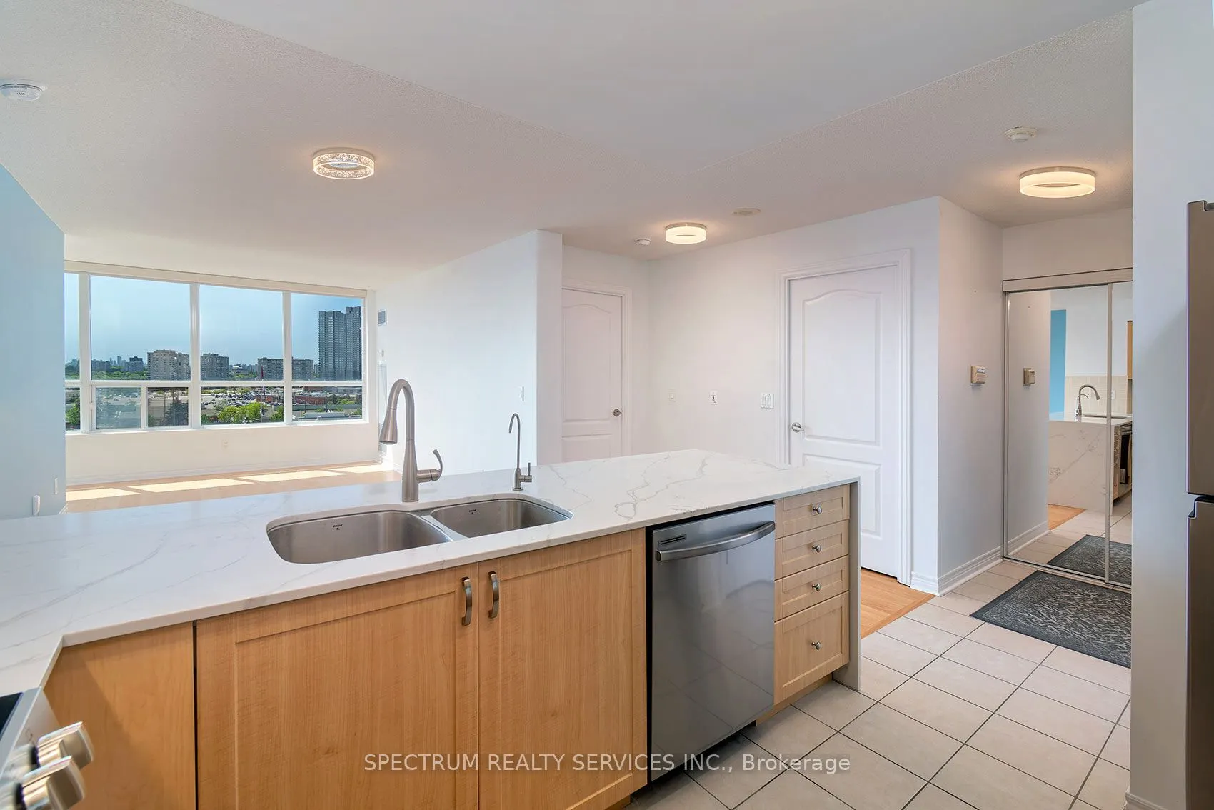 15 North Park Road #904