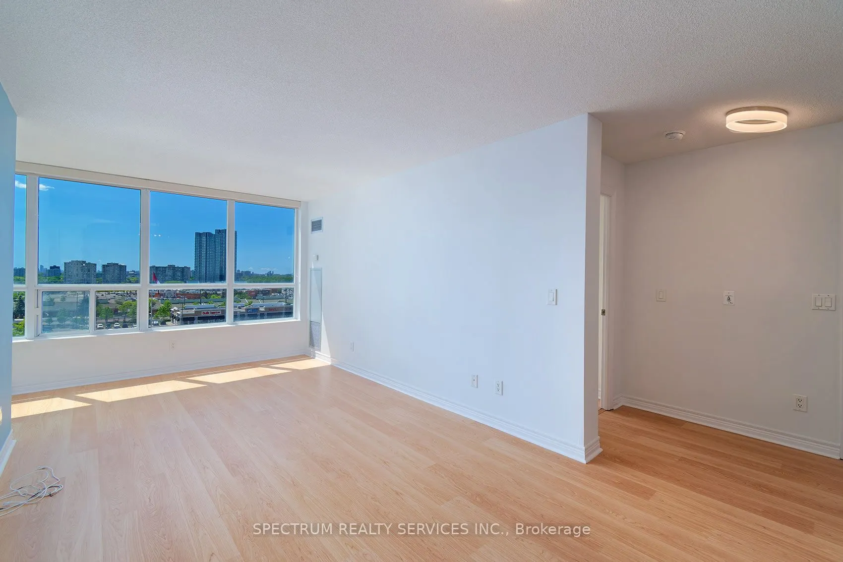 15 North Park Road #904