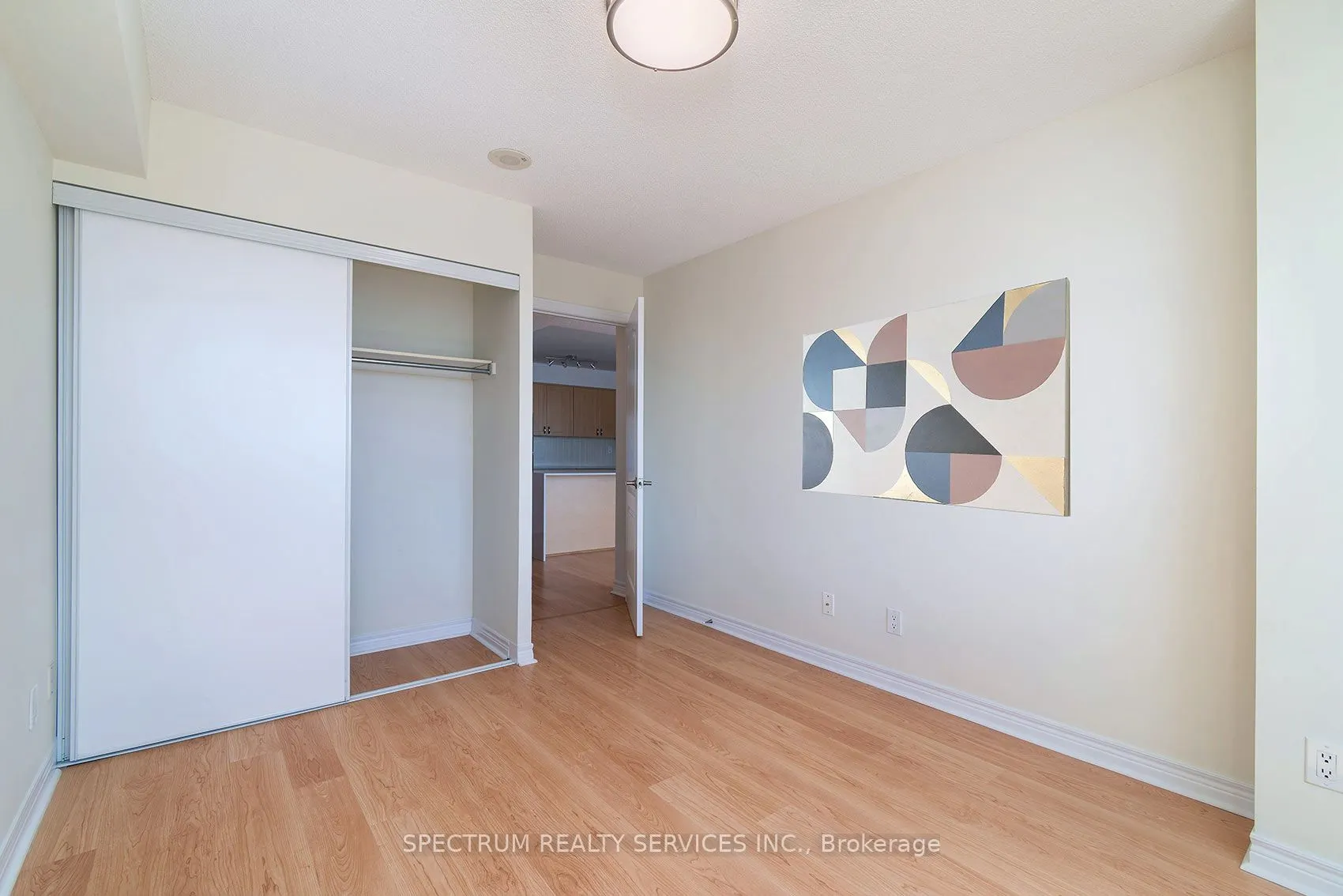 15 North Park Road #904
