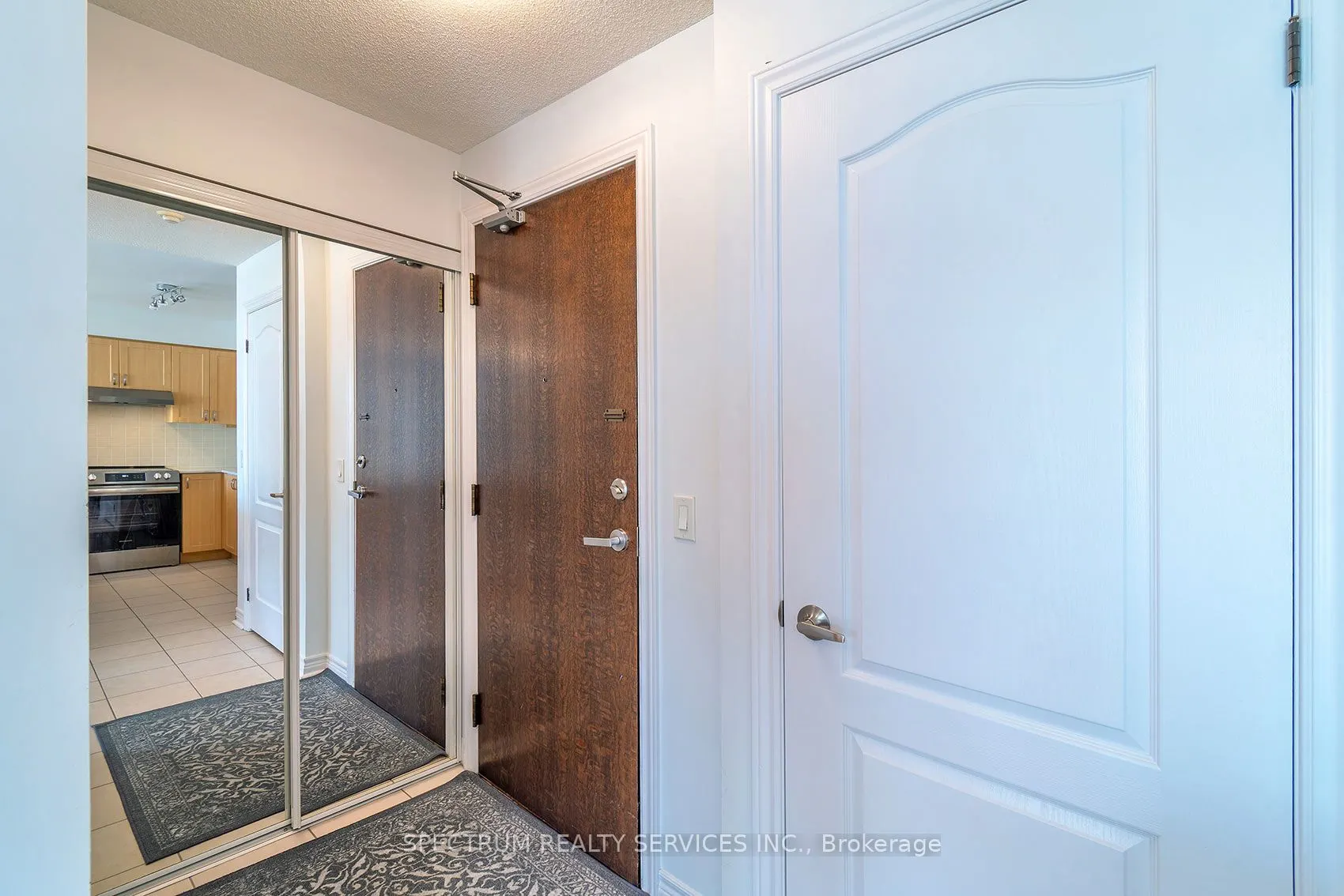 15 North Park Road #904