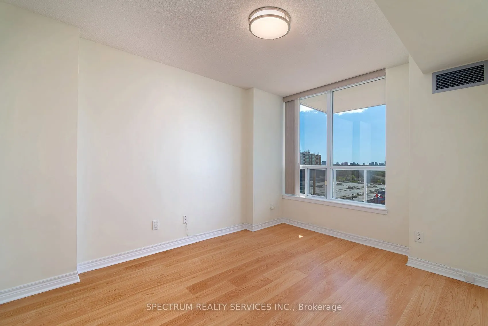 15 North Park Road #904