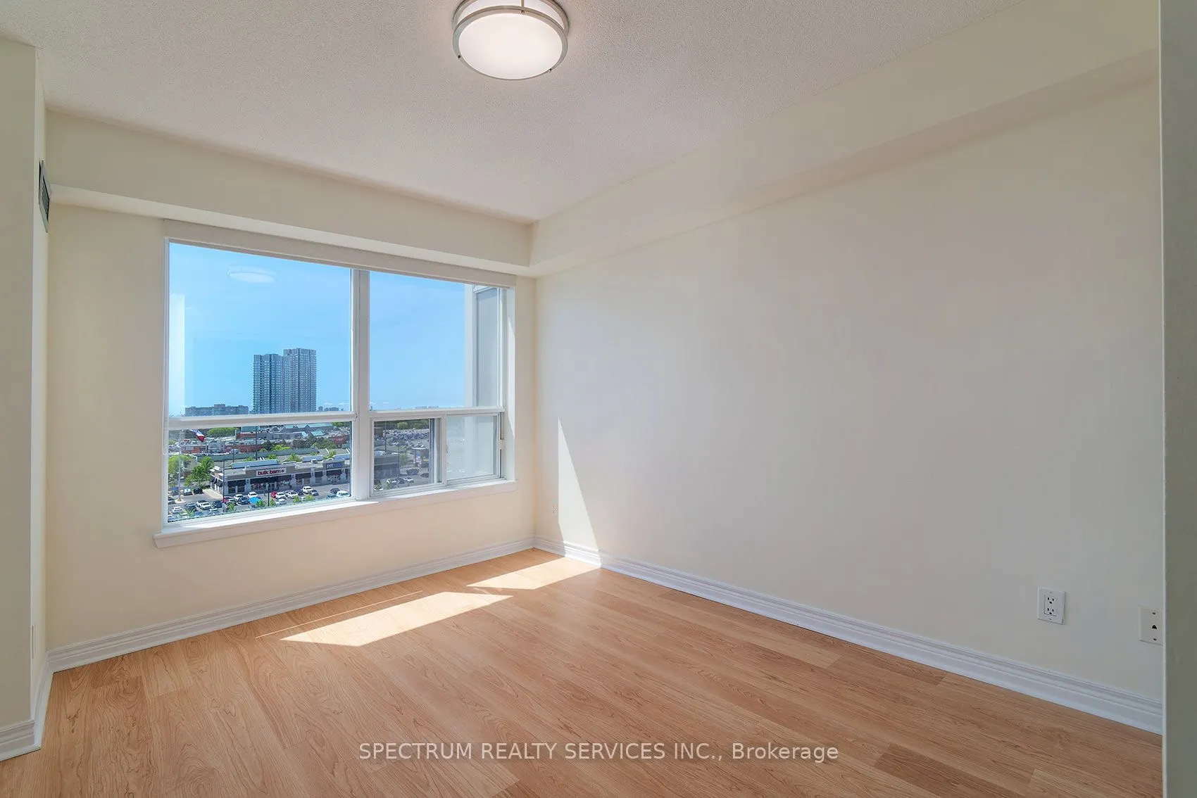 15 North Park Road #904