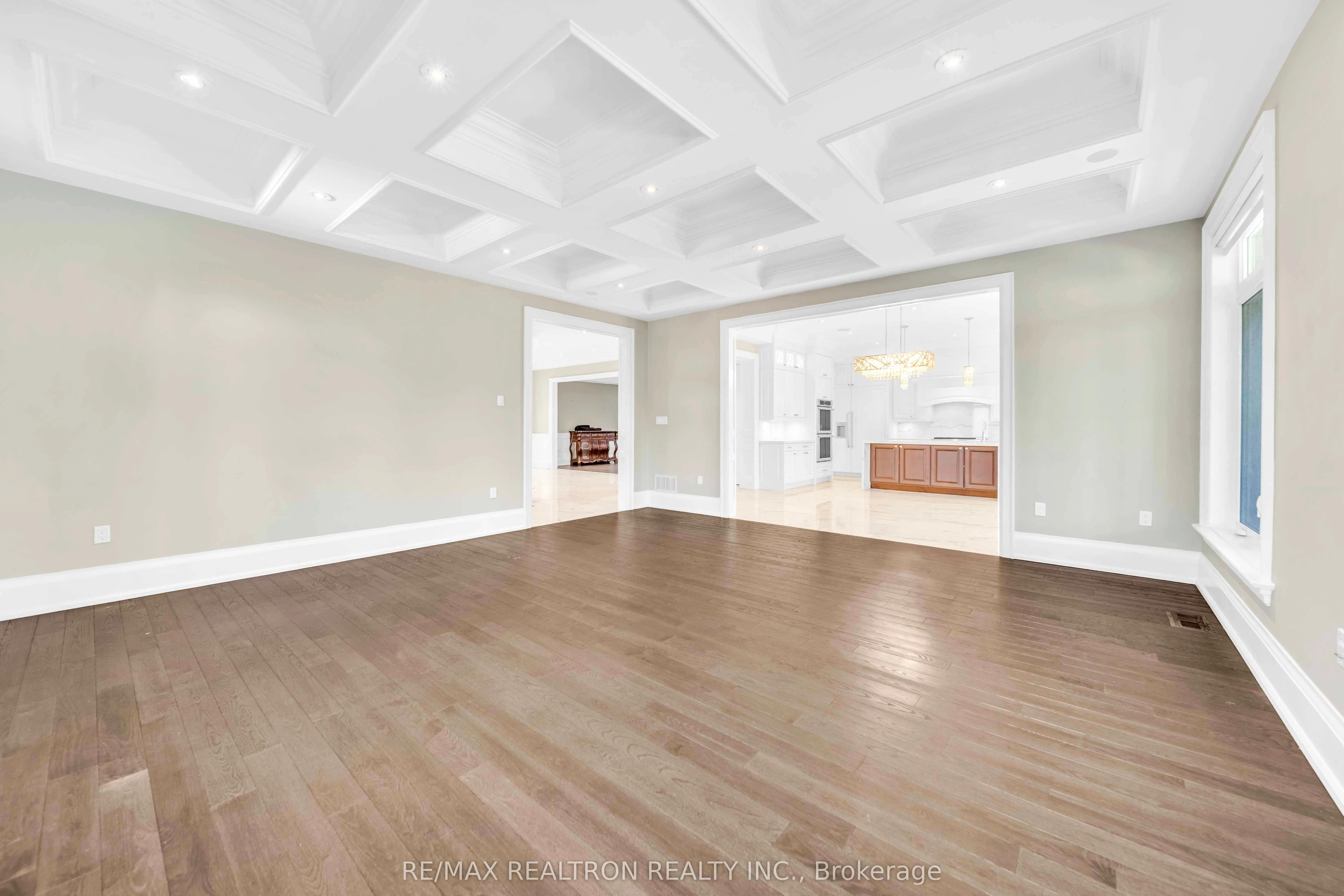 74 Yongehurst Road