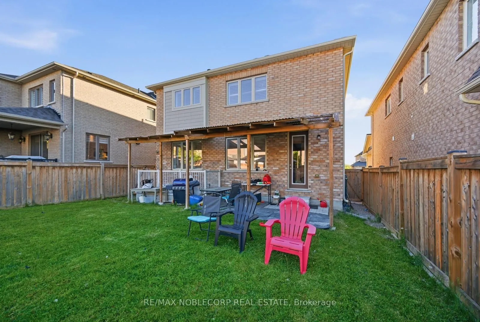 15 Gould Crescent
