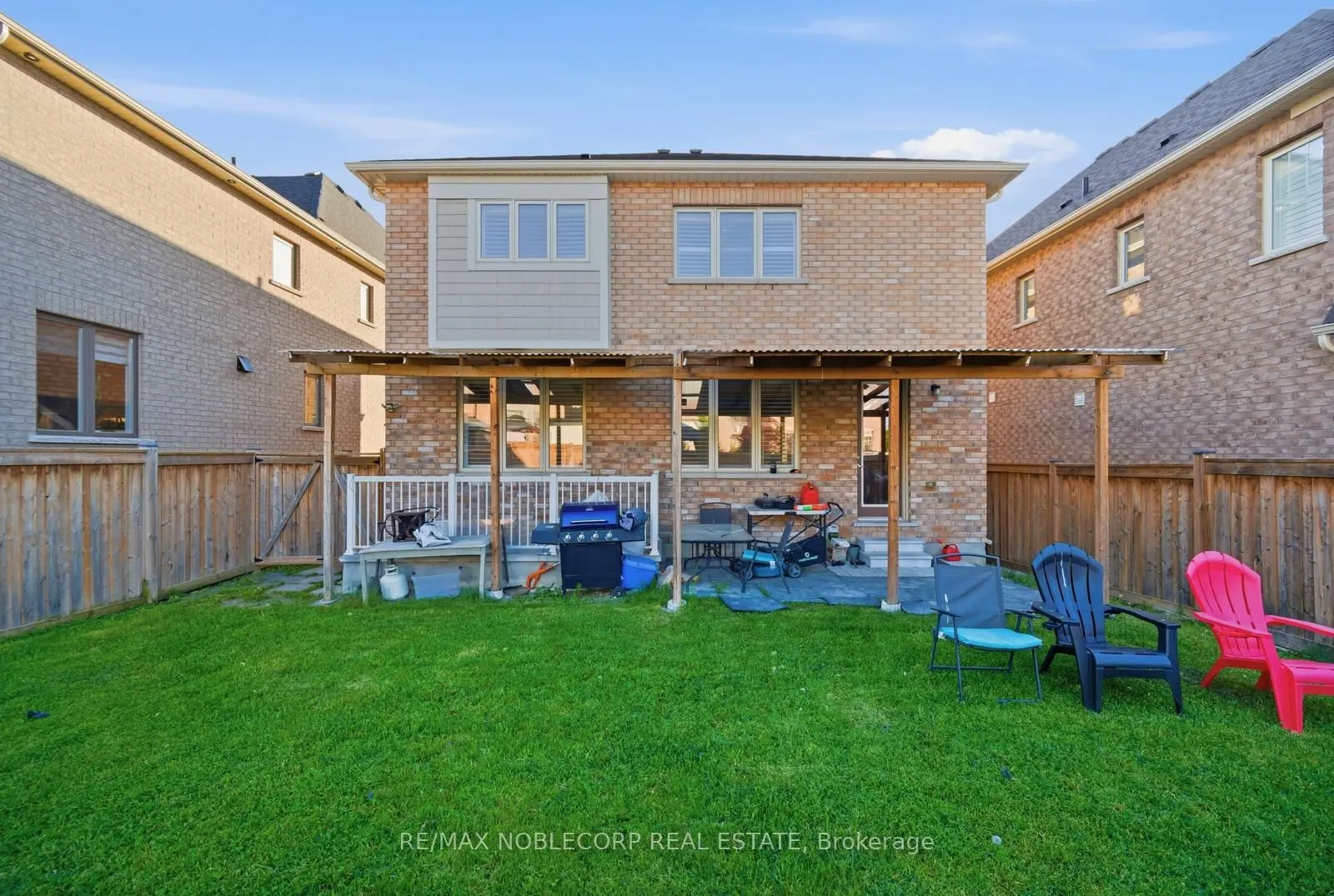 15 Gould Crescent