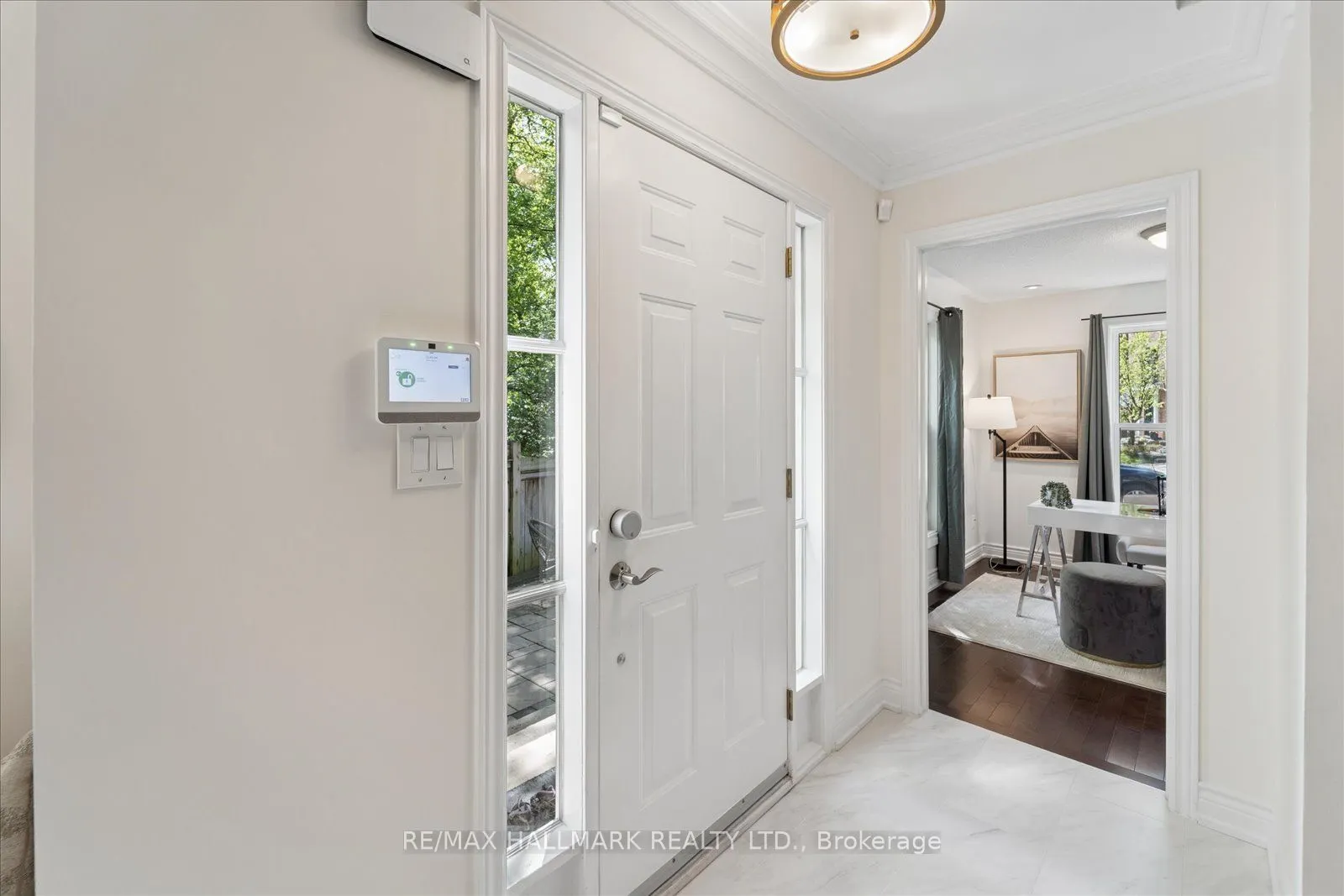 13 E J Lennox Way #1