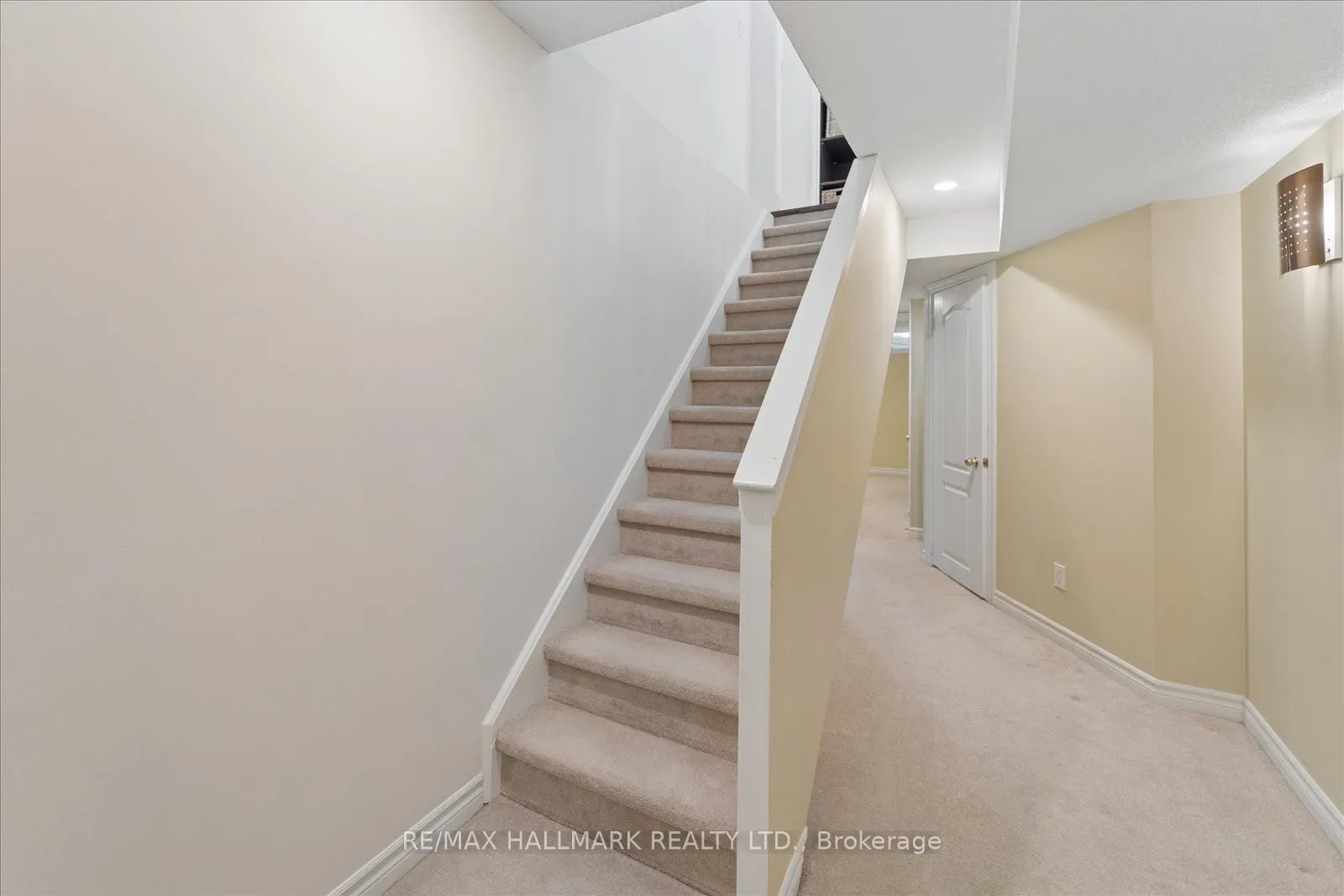 13 E J Lennox Way #1