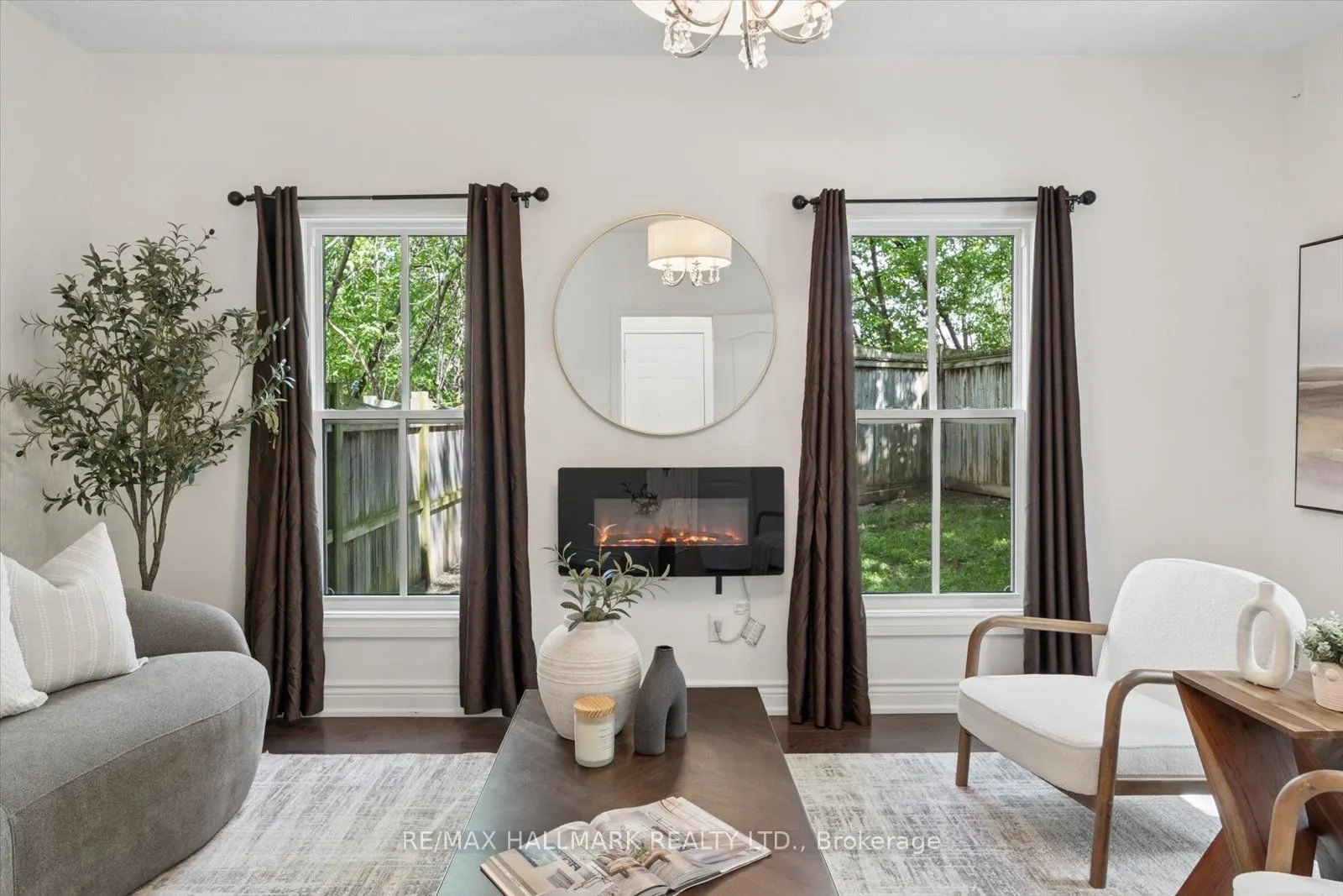 13 E J Lennox Way #1