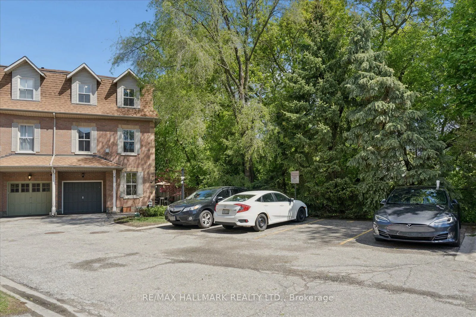 13 E J Lennox Way #1