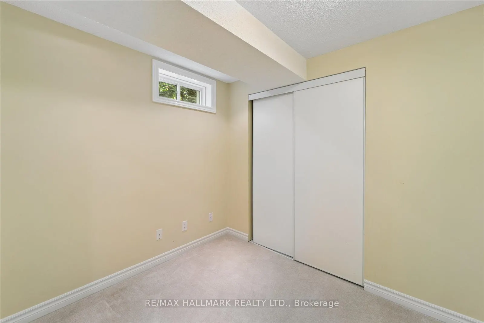 13 E J Lennox Way #1