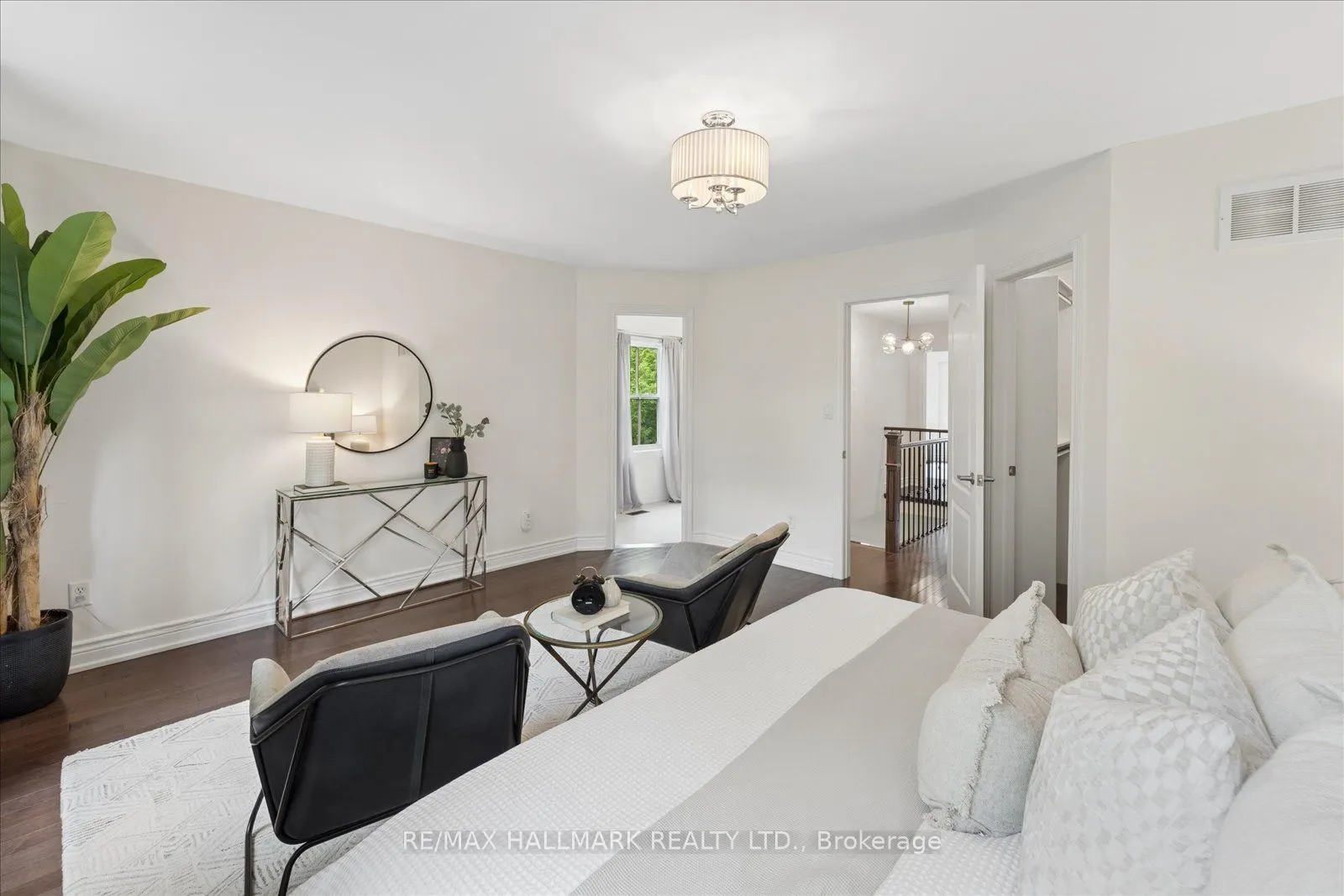 13 E J Lennox Way #1
