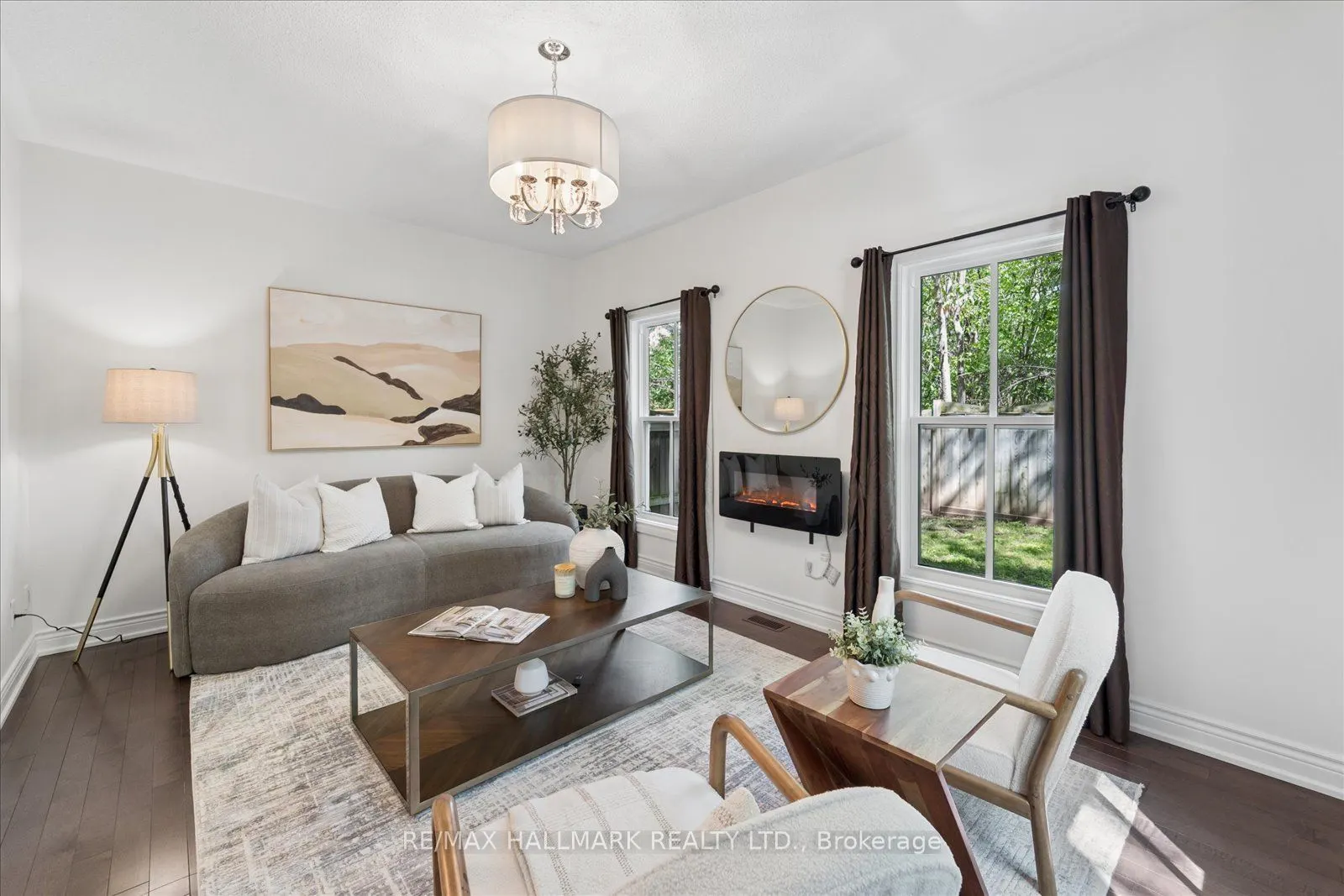 13 E J Lennox Way #1