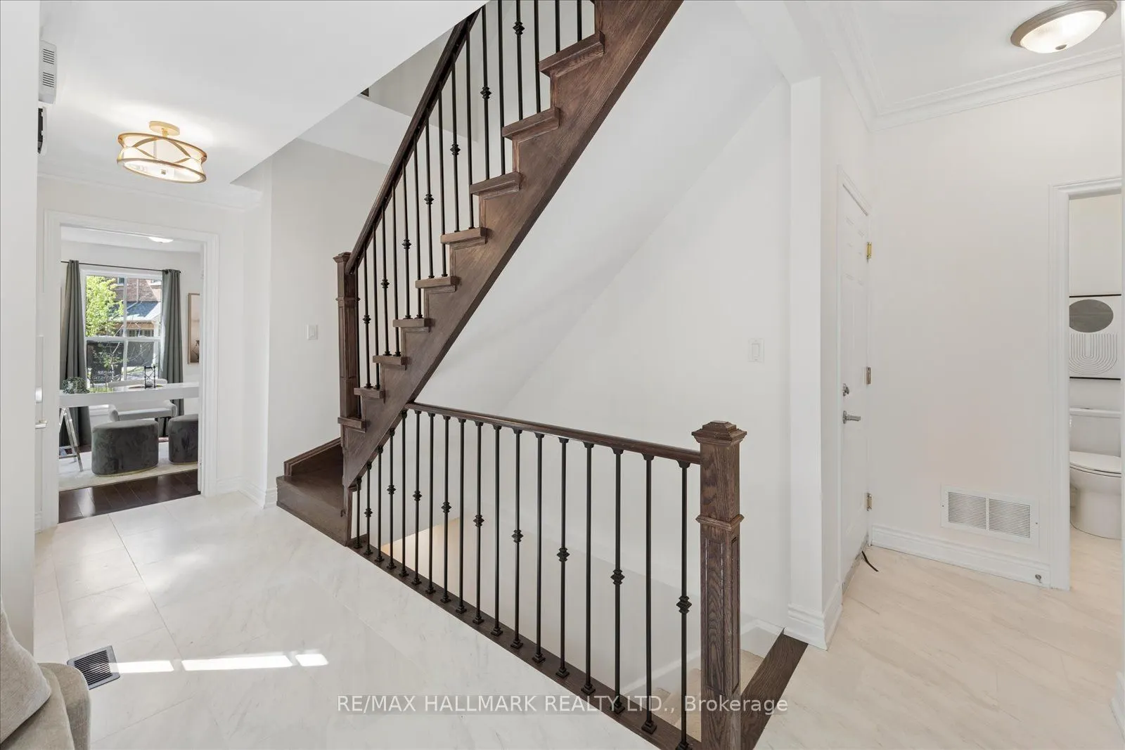 13 E J Lennox Way #1
