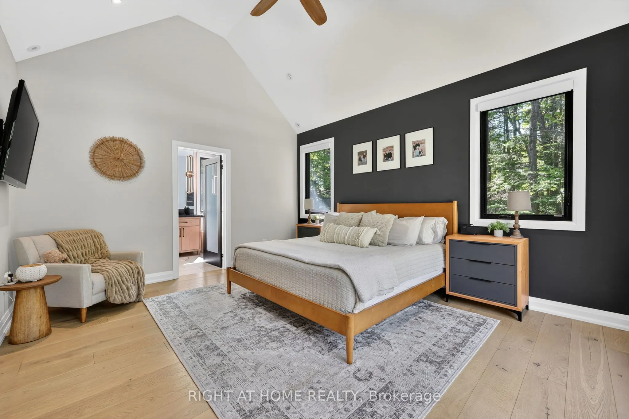 16 Woodland Heights Drive