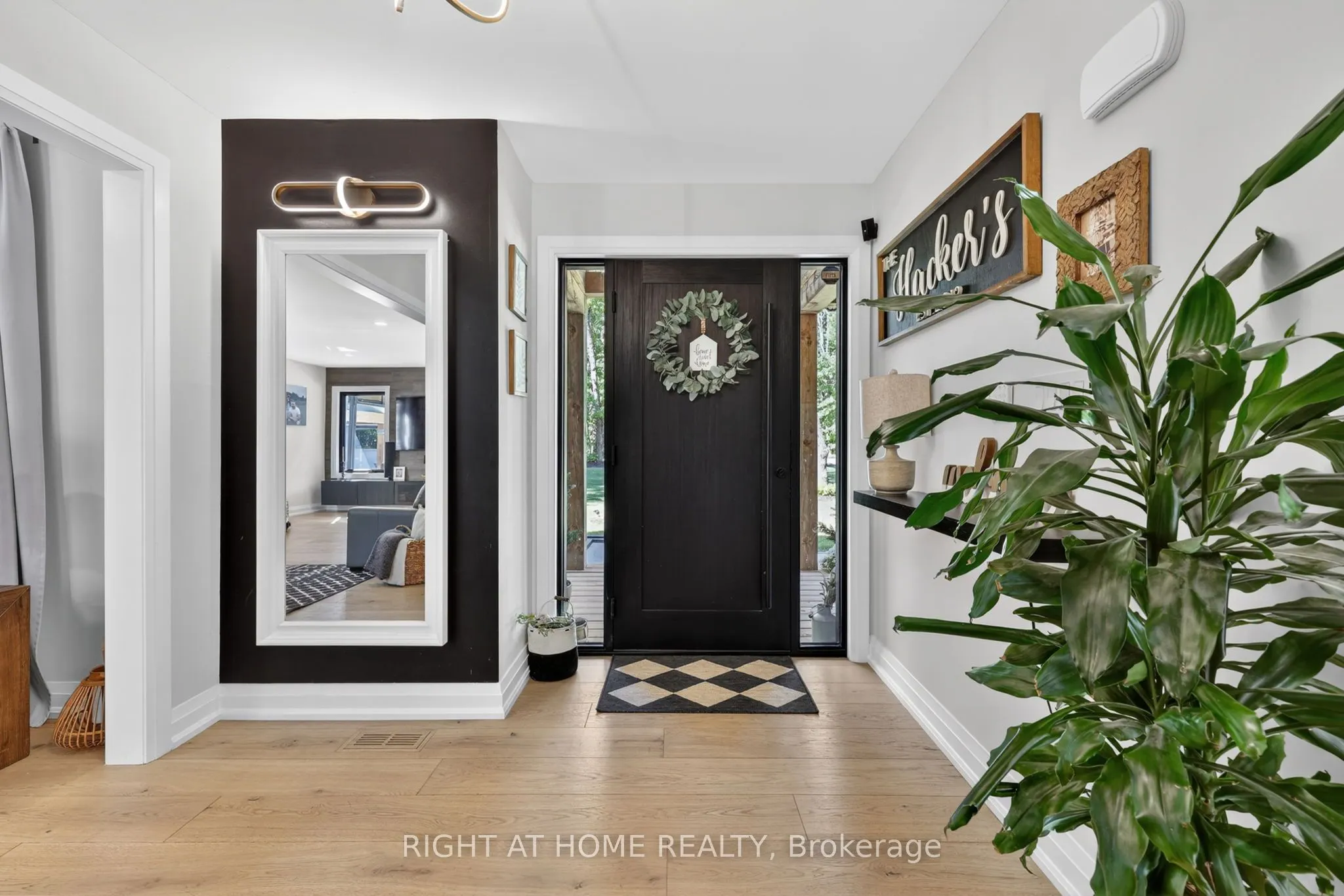 16 Woodland Heights Drive