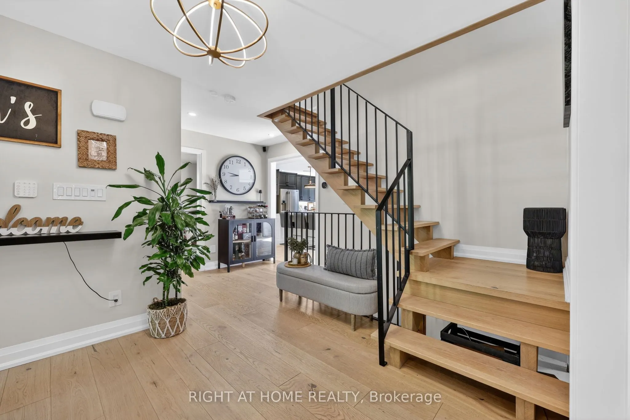 16 Woodland Heights Drive