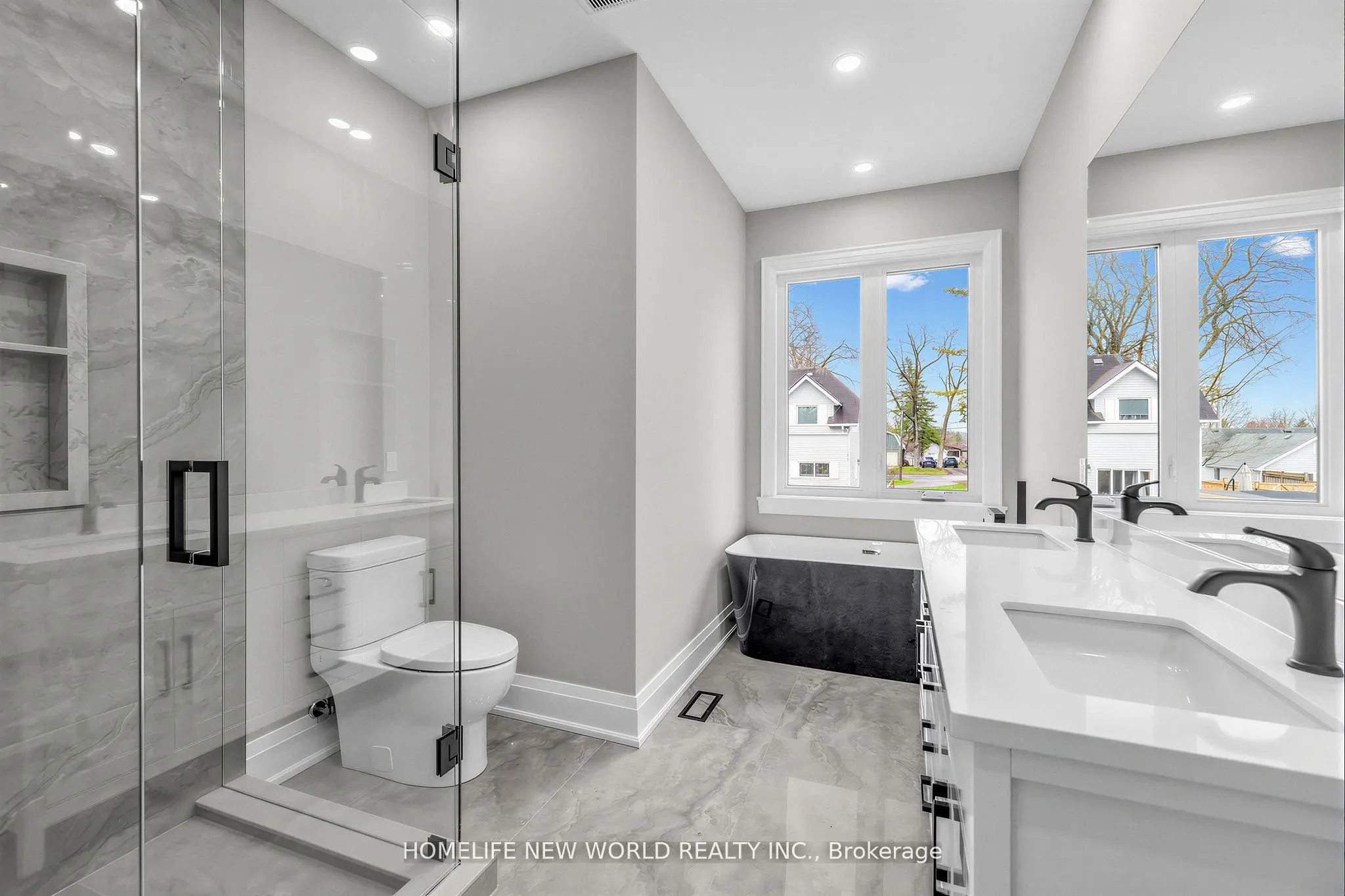 225 Sunnybrae Avenue
