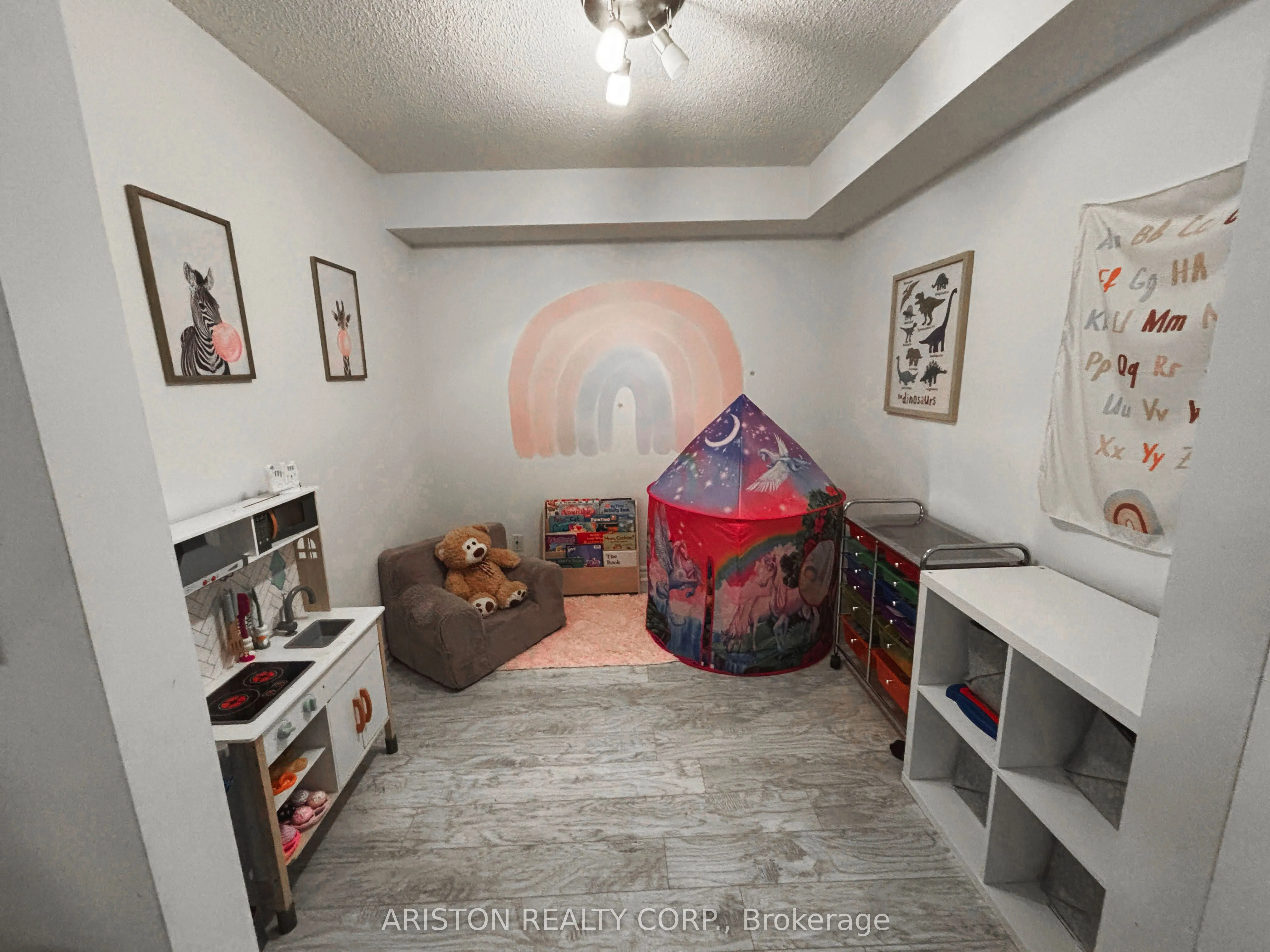 745 New Westminster Drive #409