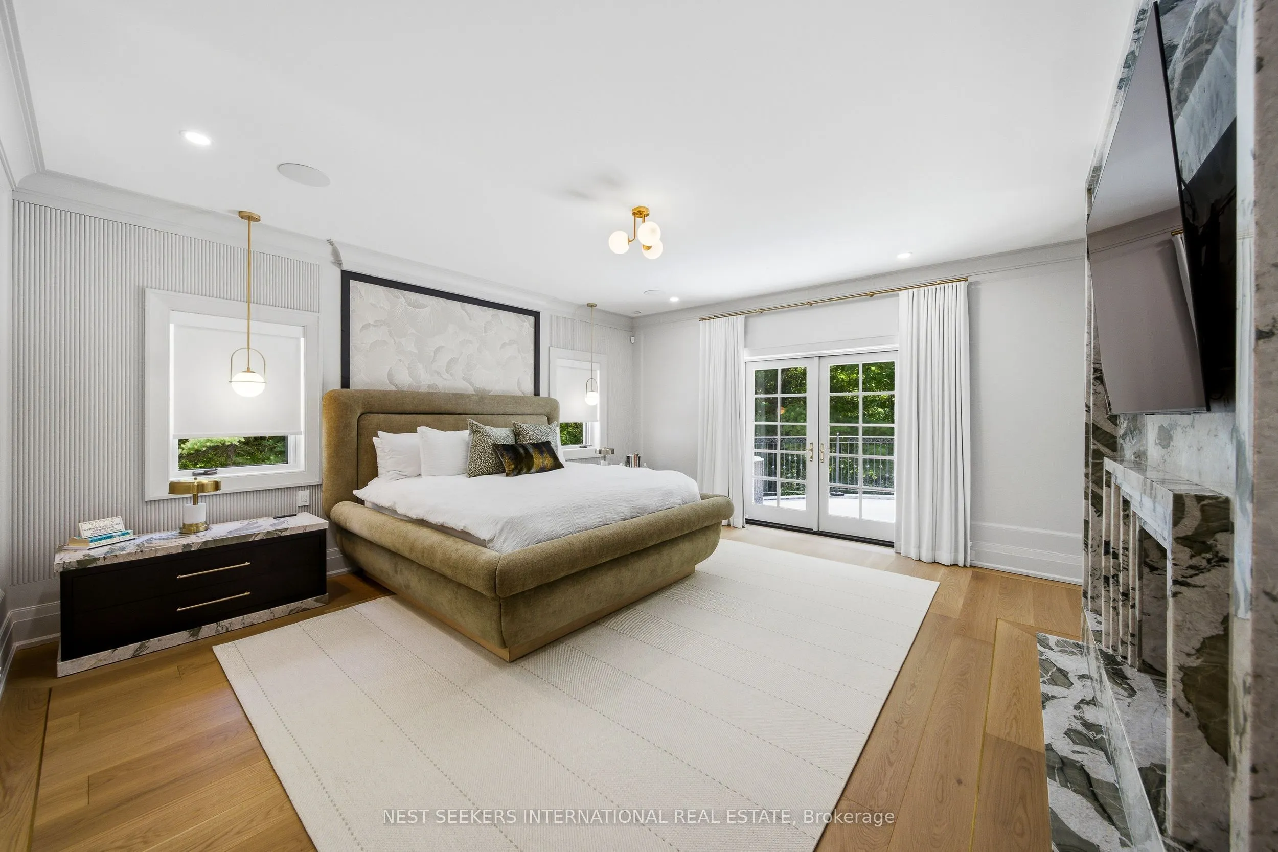 35 Kingswood Drive