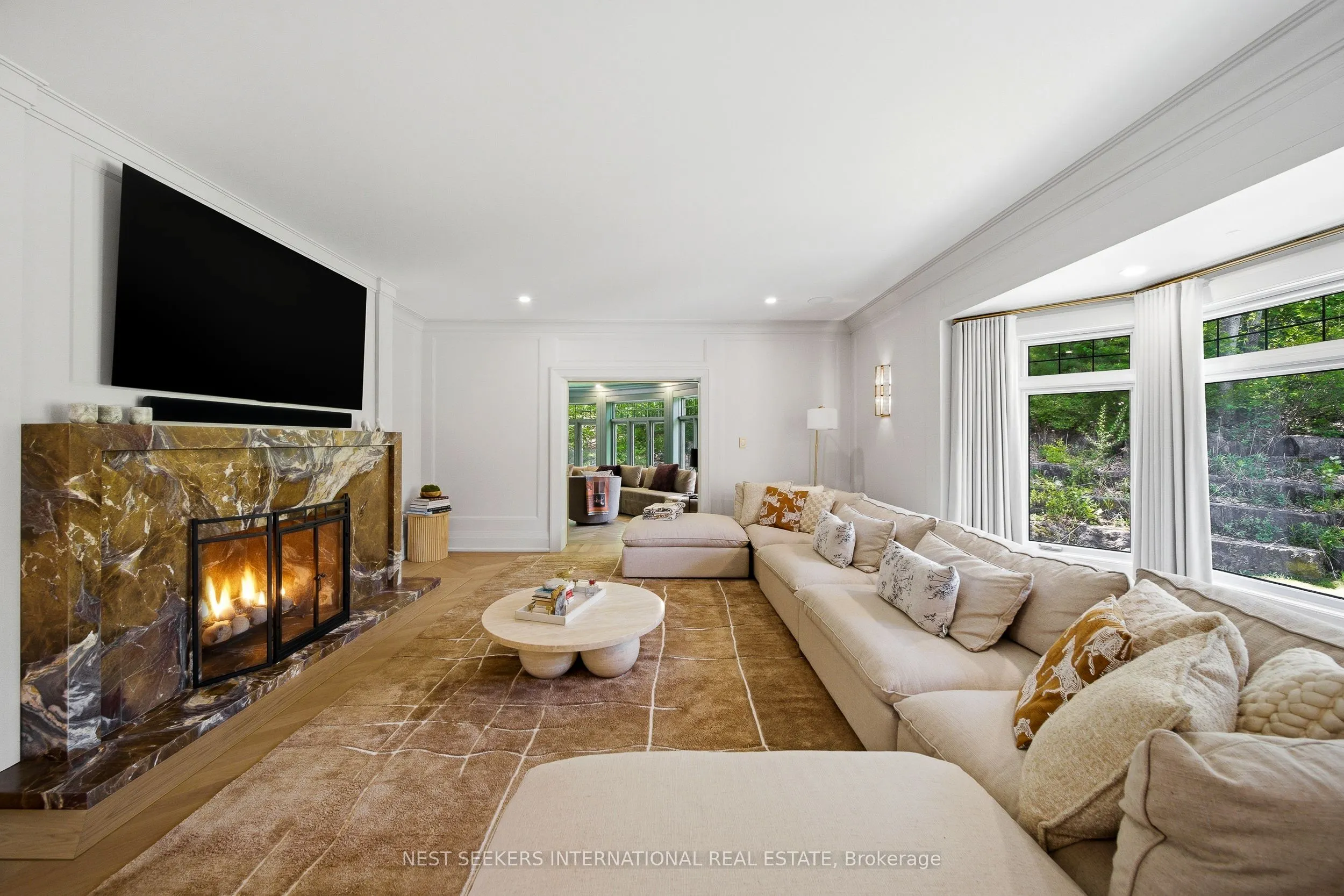 35 Kingswood Drive