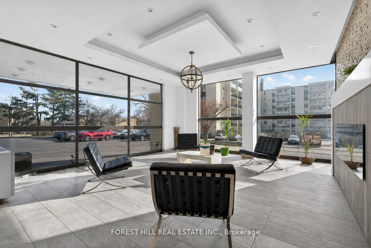 180 DUDLEY Avenue #302