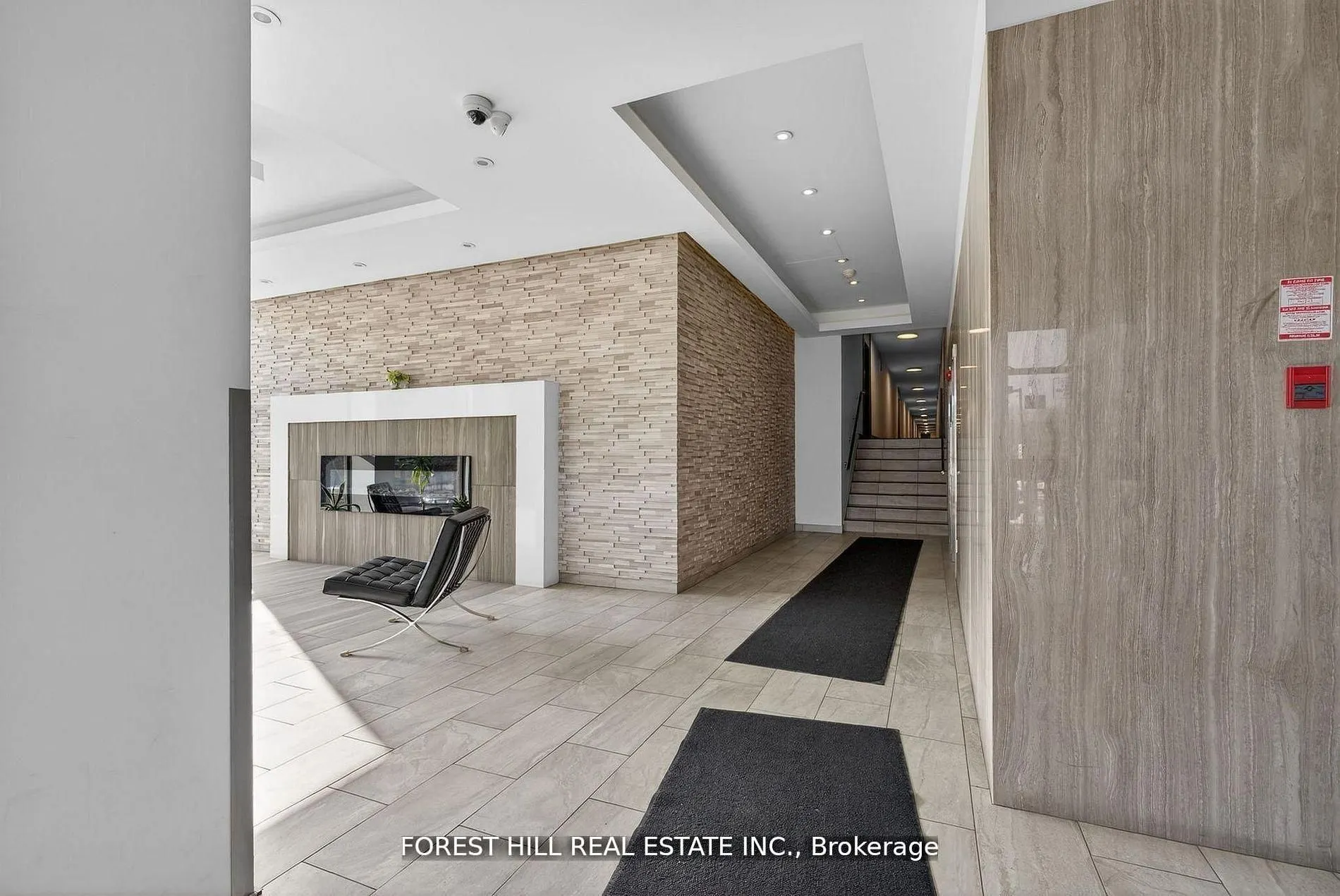 180 DUDLEY Avenue #302