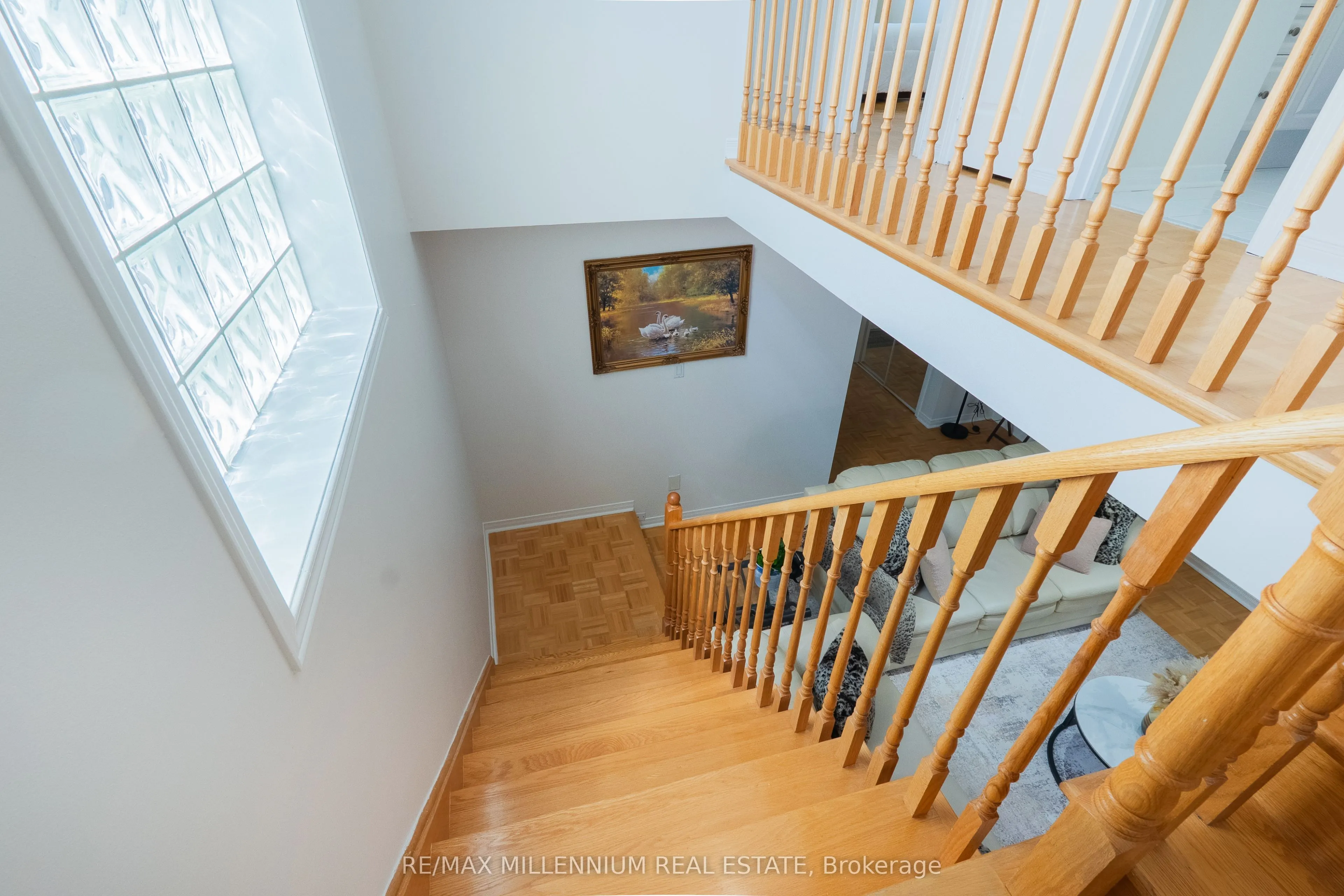 90 Ronan Crescent