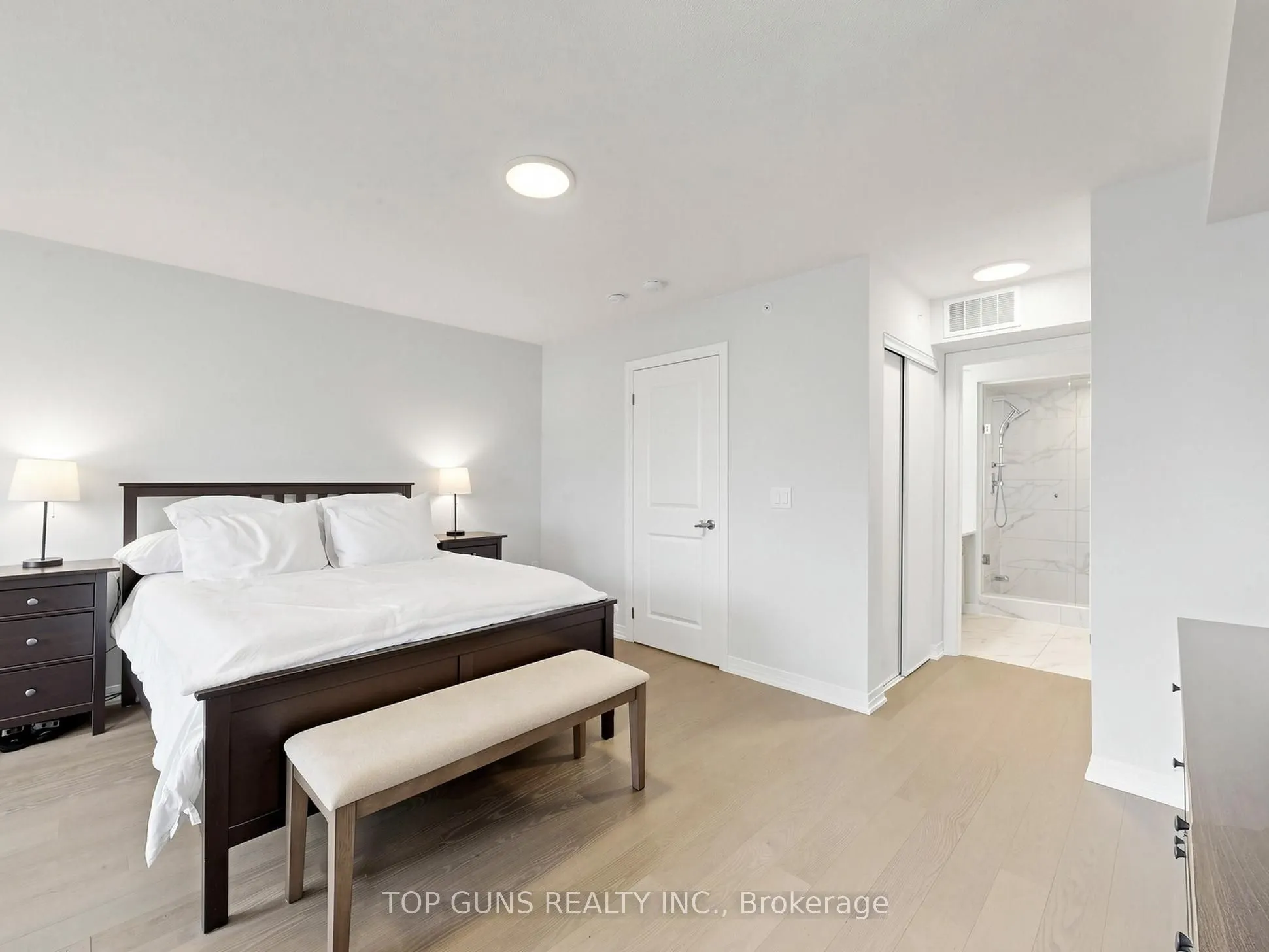50 Baynes Way #4