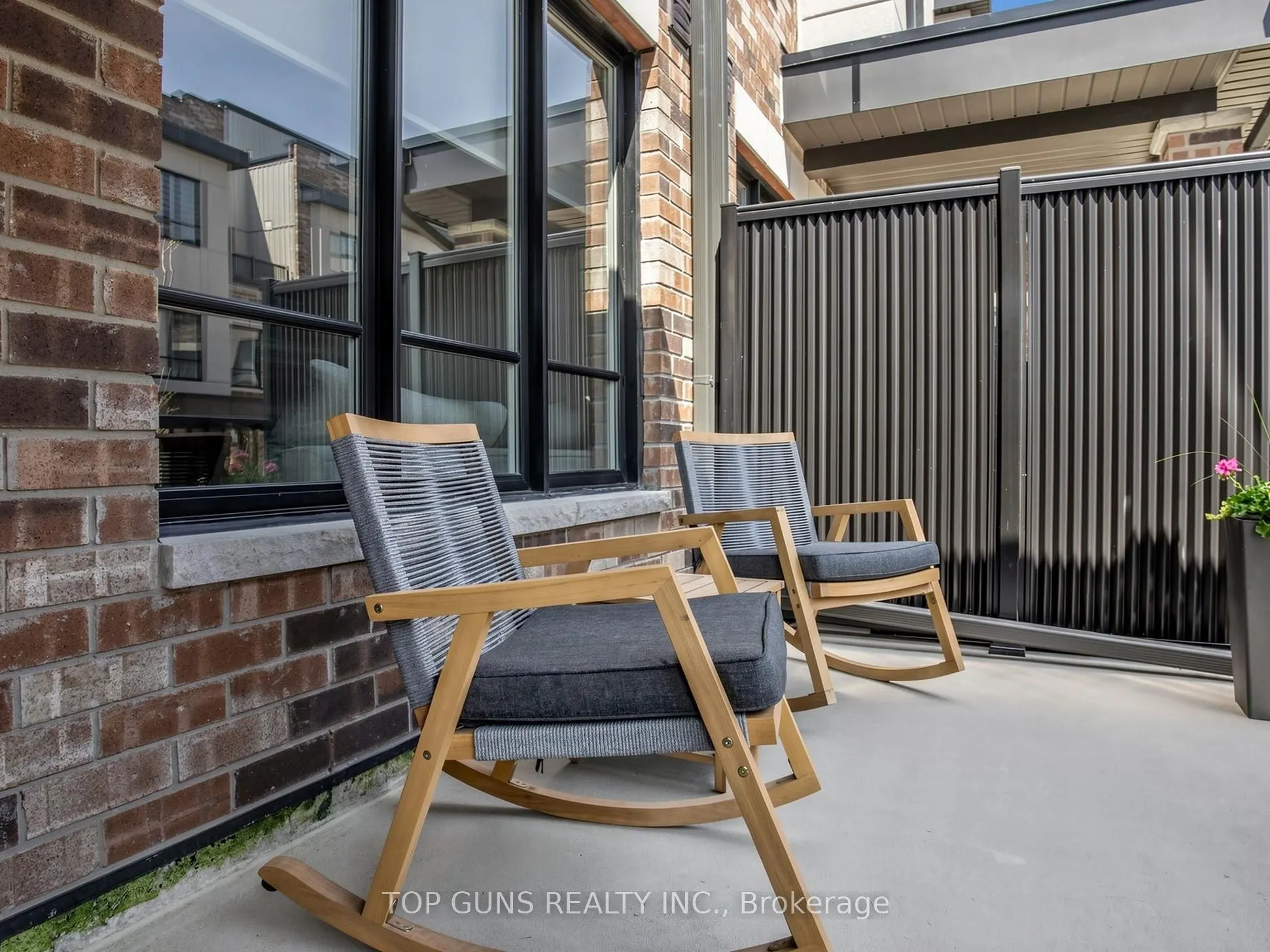 50 Baynes Way #4