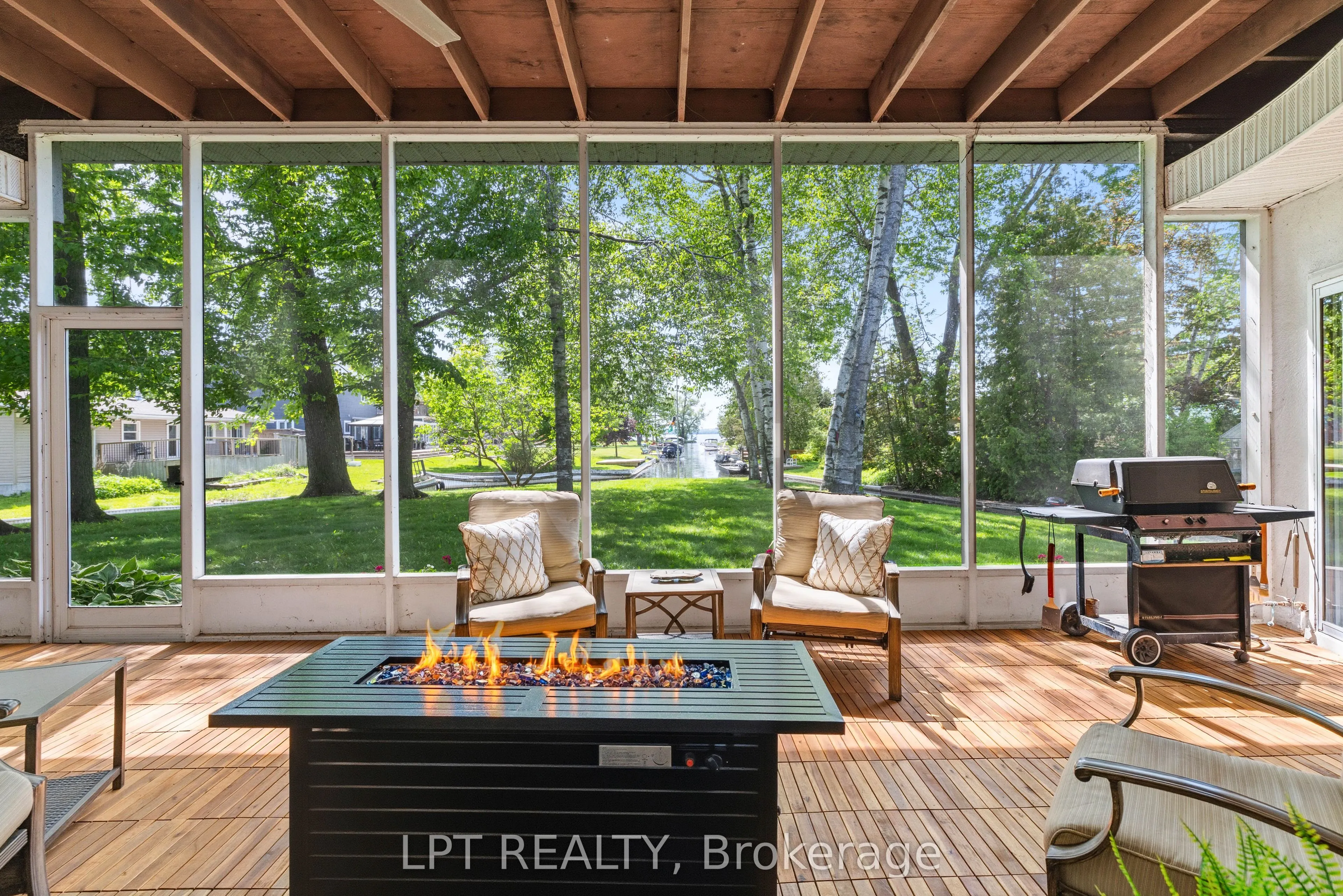 204 The Queensway S