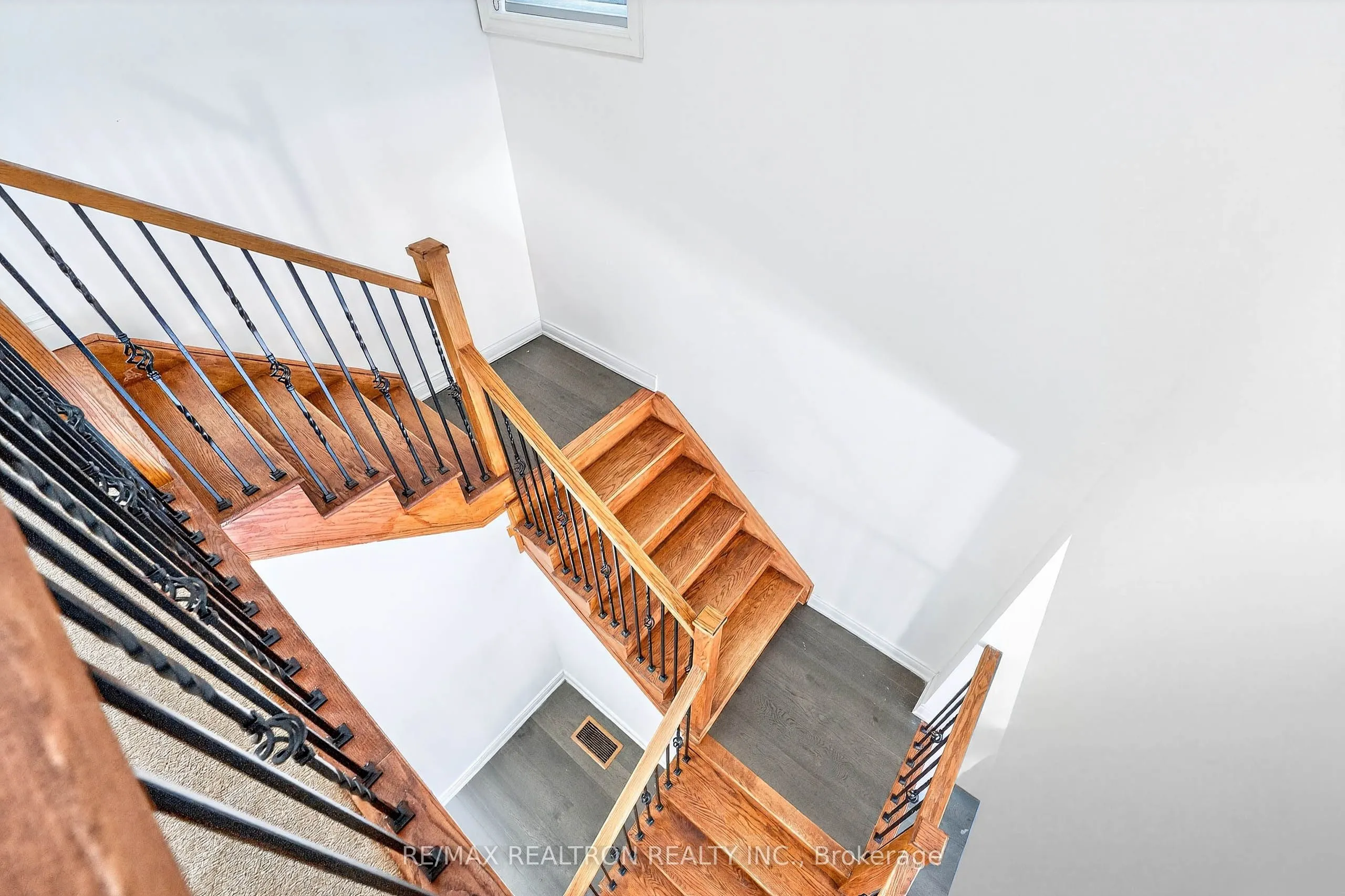 9 Alan Williams Trail