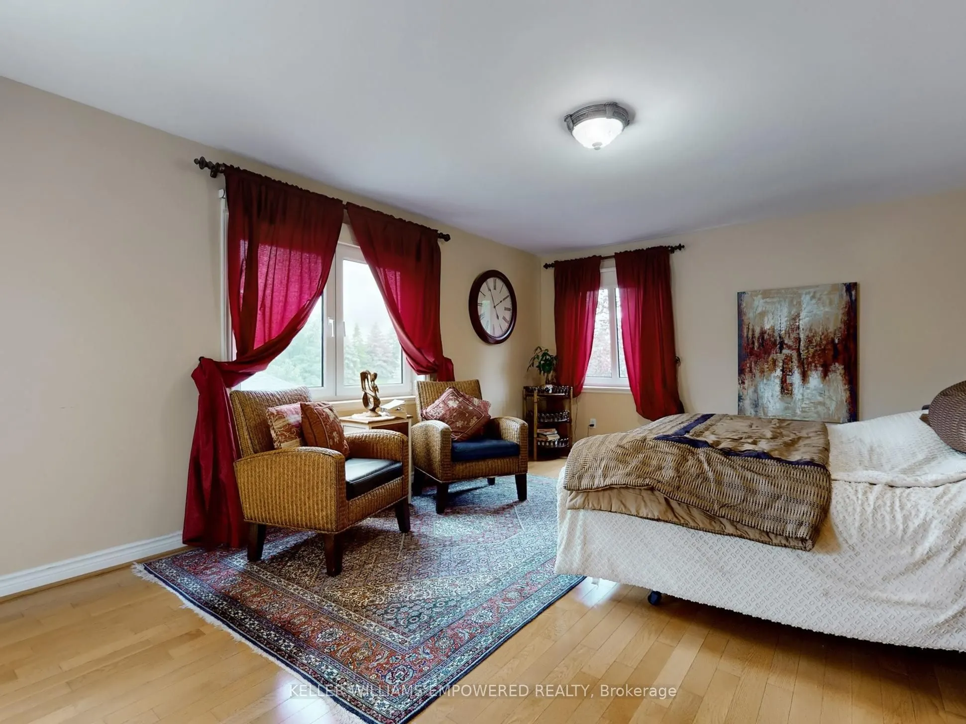 788 Woodland Acres Crescent