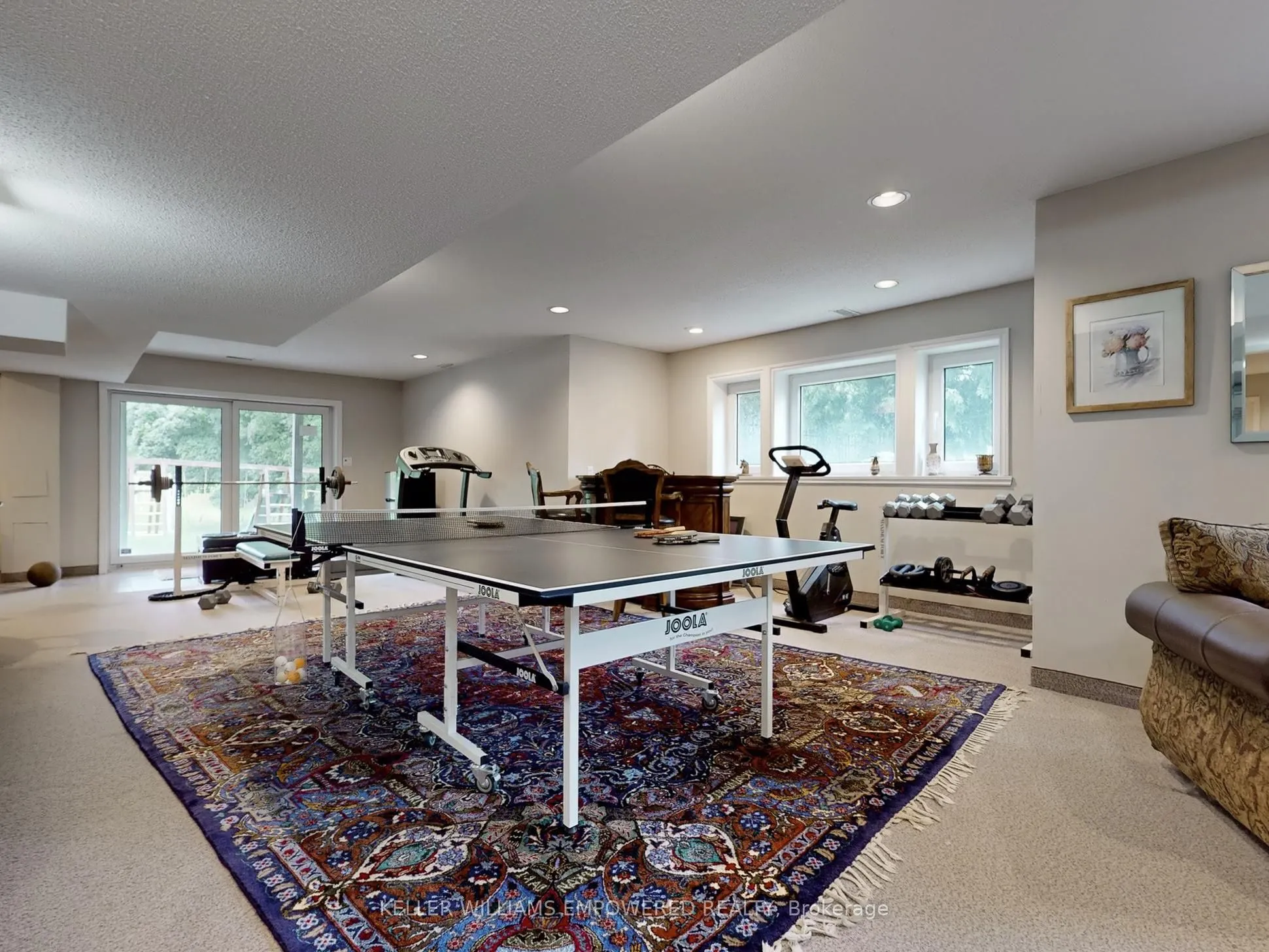 788 Woodland Acres Crescent