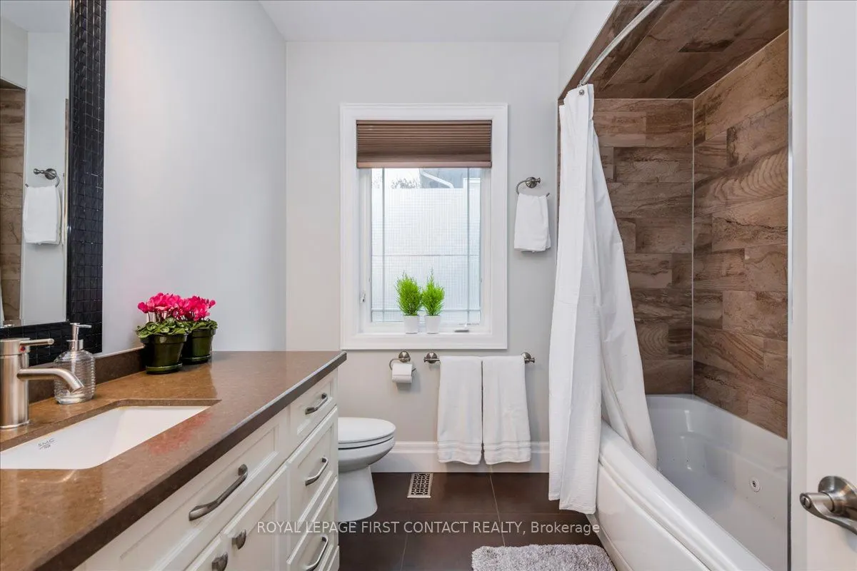 3500 Crescent Harbour Road