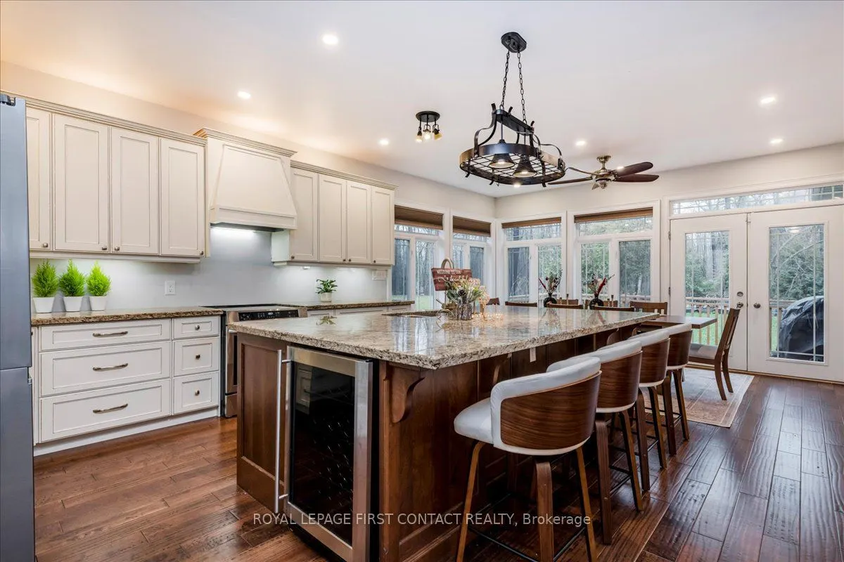 3500 Crescent Harbour Road
