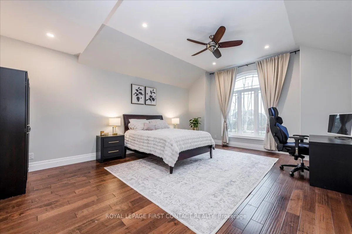 3500 Crescent Harbour Road